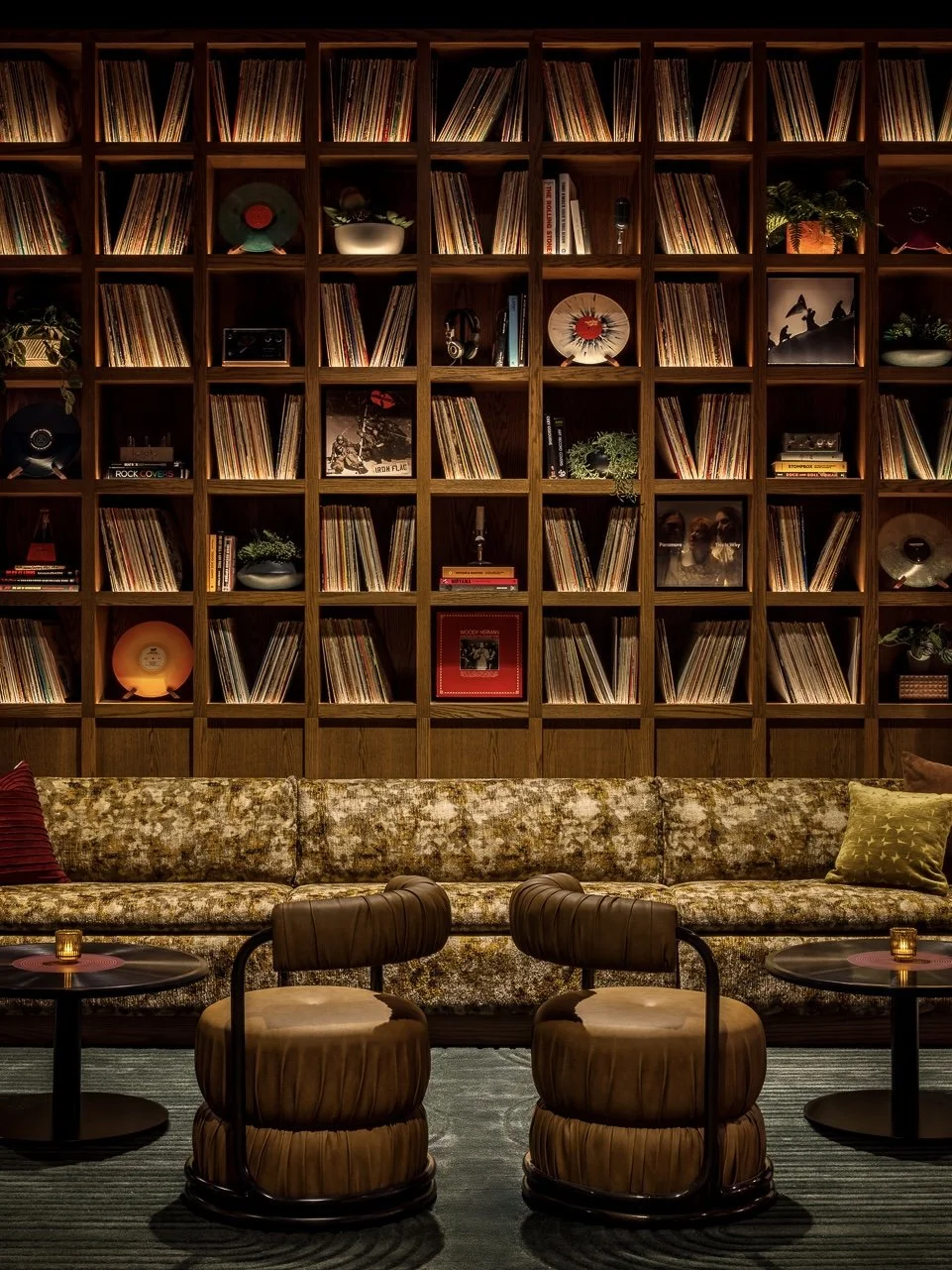 VinylRoom-Bar-Hollywood-California 7.jpg