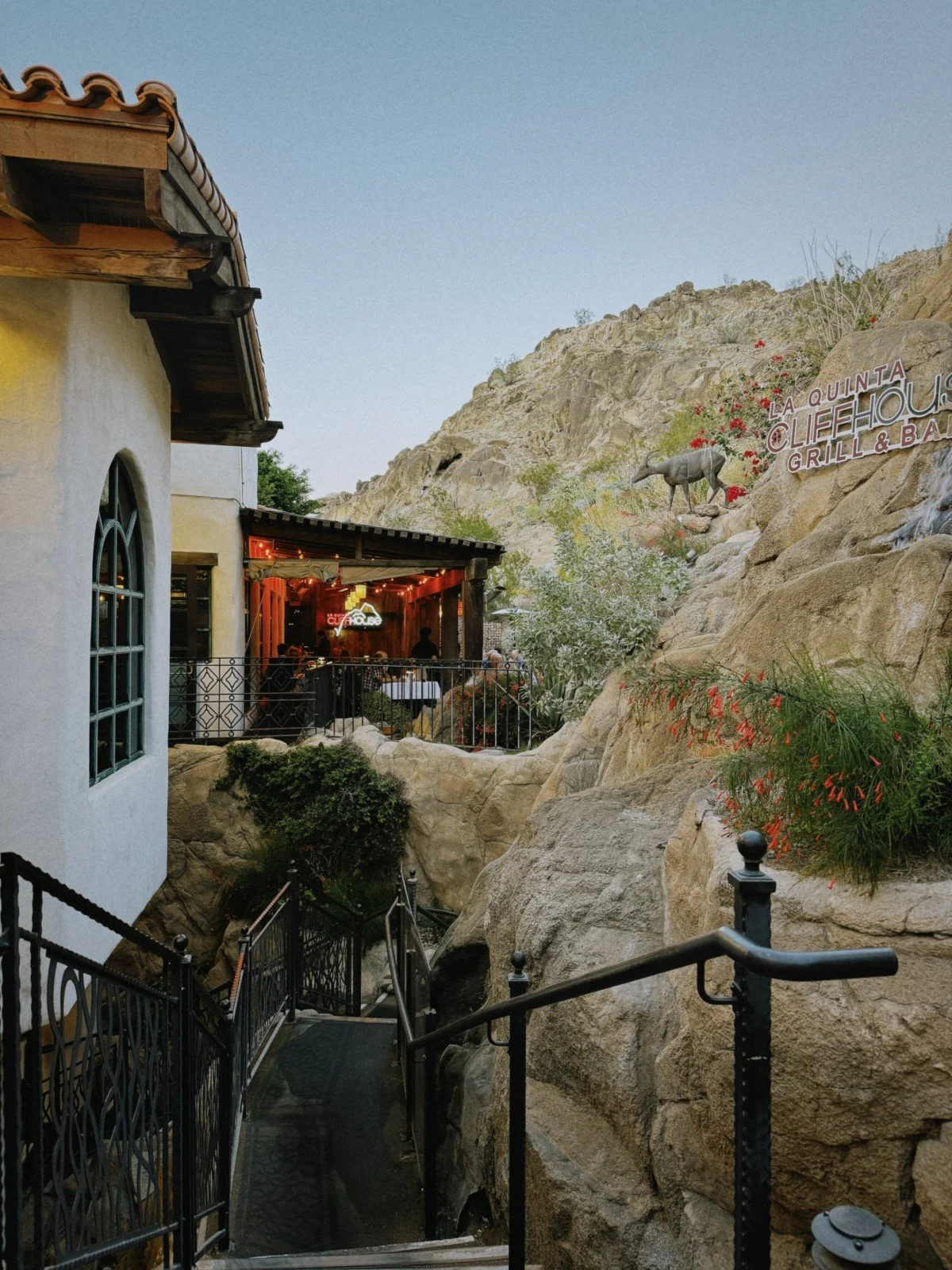 La Quinta Cliffhouse