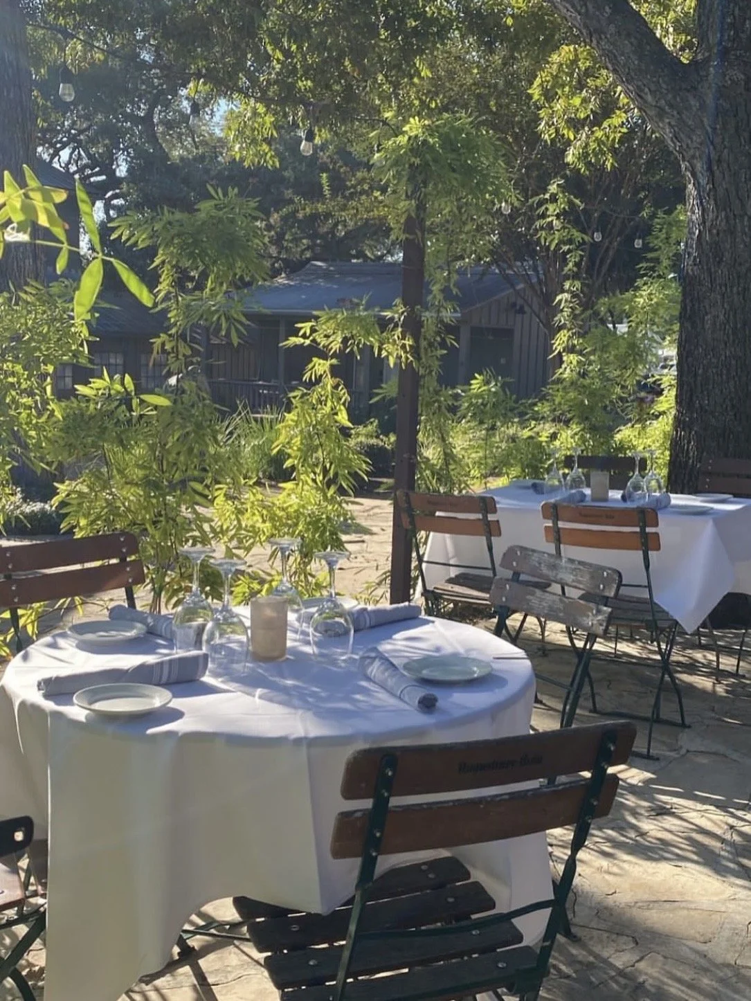 Lulu's-HotelLulu-Restaurant-Bar-RoundTop-Texas 4.jpg