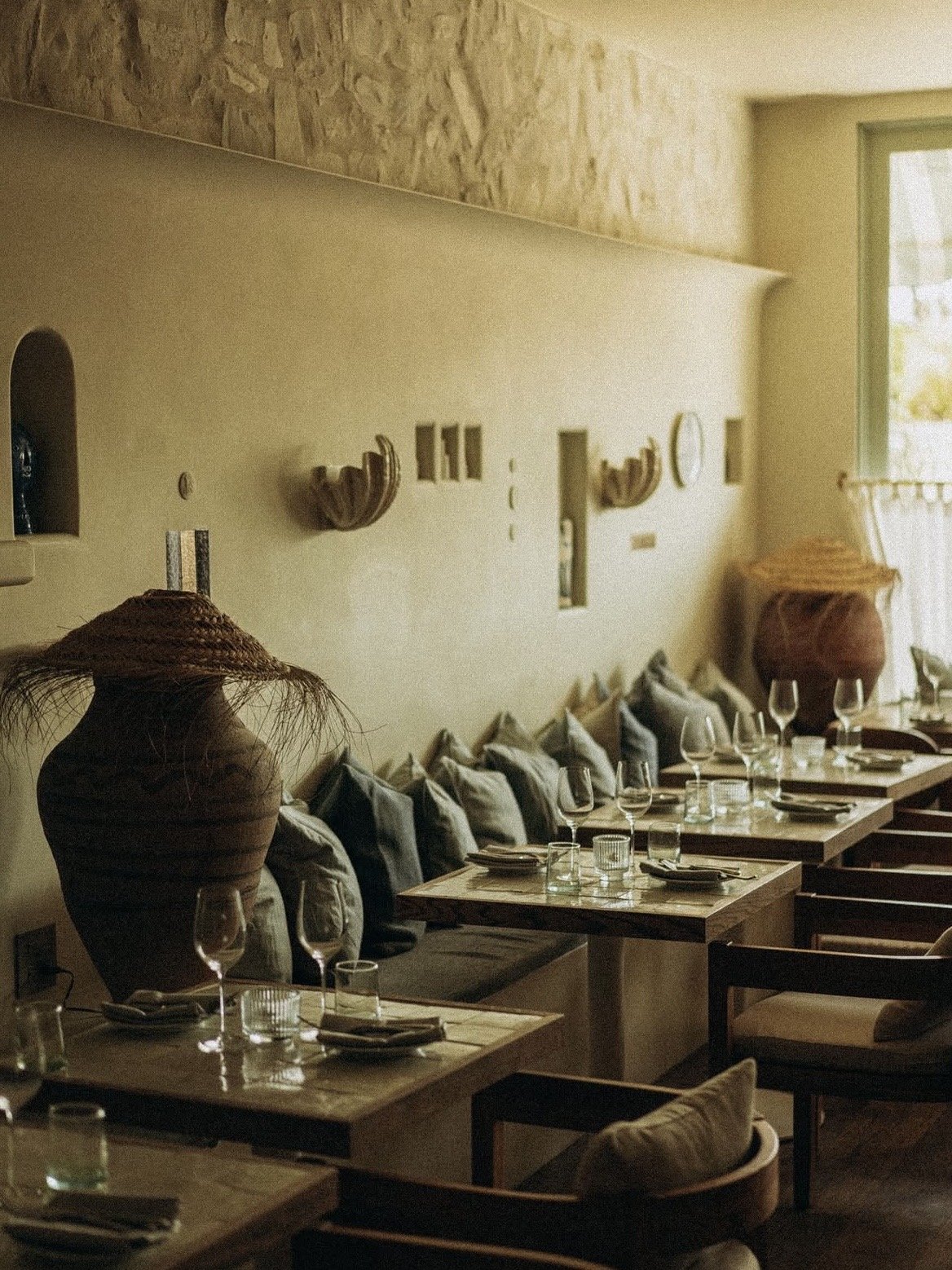 Alisa-Restaurant-Bar-VeniceBeach-California 3.jpg