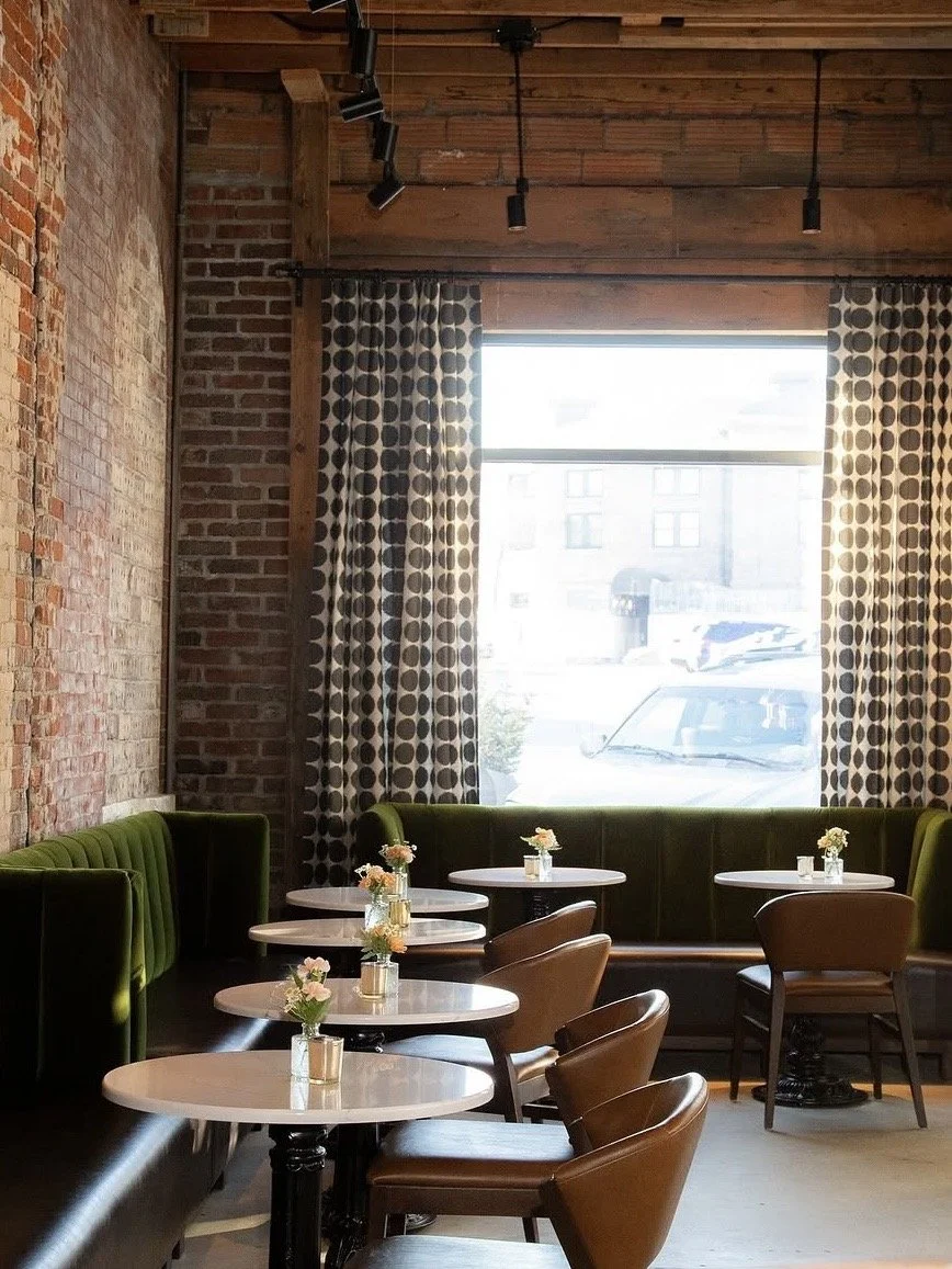 Myrtle’s Fur Vault &amp; Bar