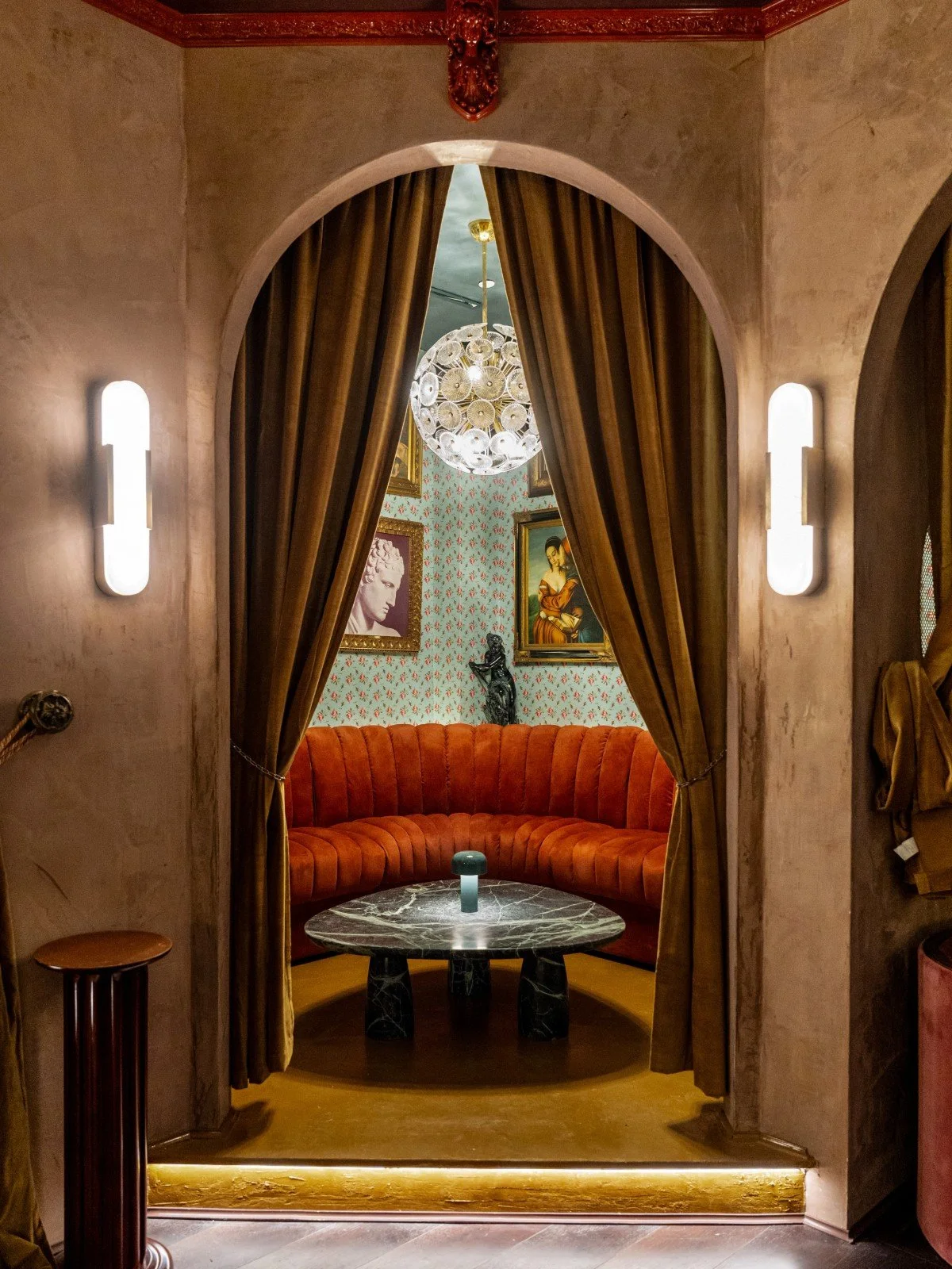 CapuletCocktailClub-Bar-Raleigh-NorthCarolina 5.jpg