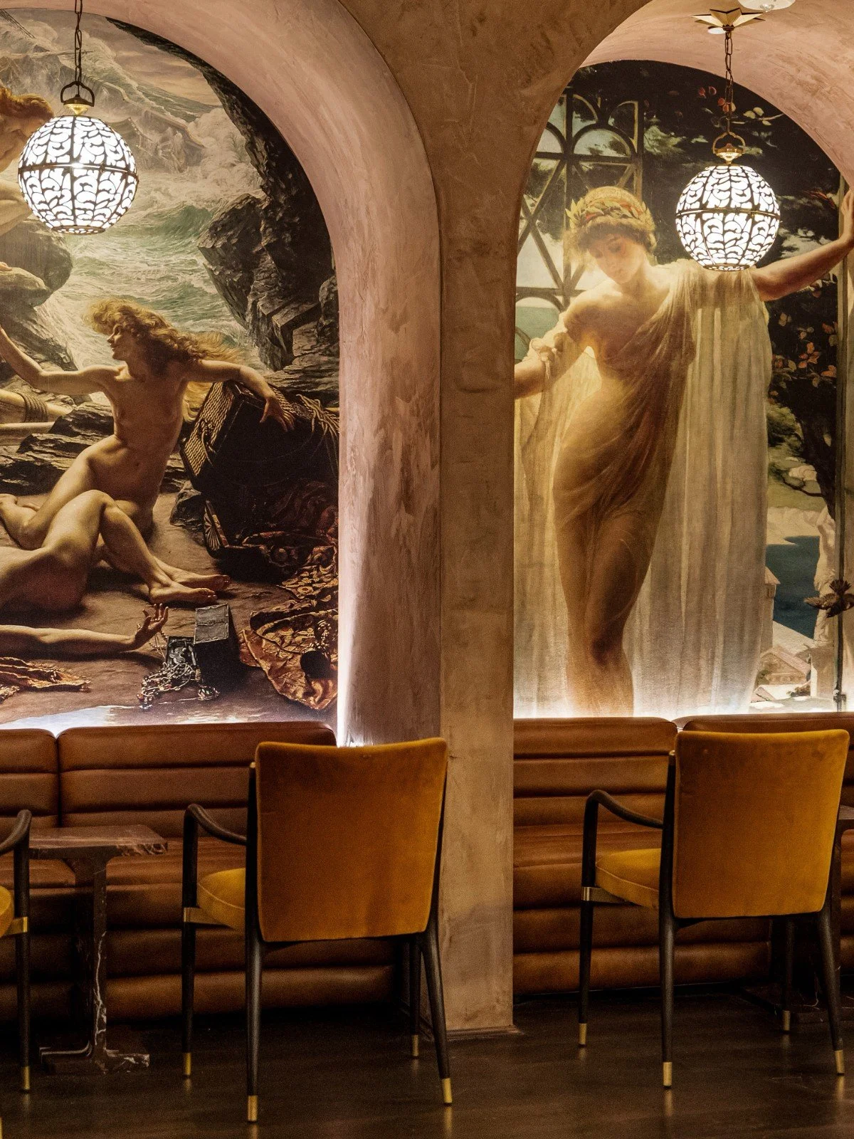 CapuletCocktailClub-Bar-Raleigh-NorthCarolina 9.jpg