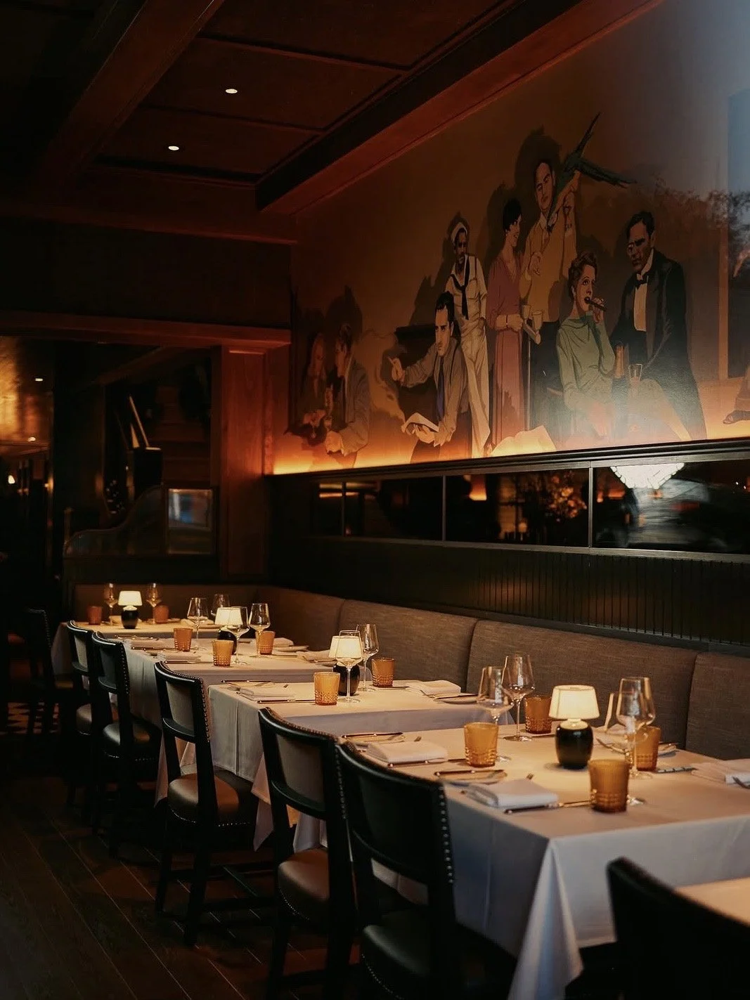Izzy'sSteaks&Chops-Restaurant-Bar-SanFrancisco-California 1.jpg