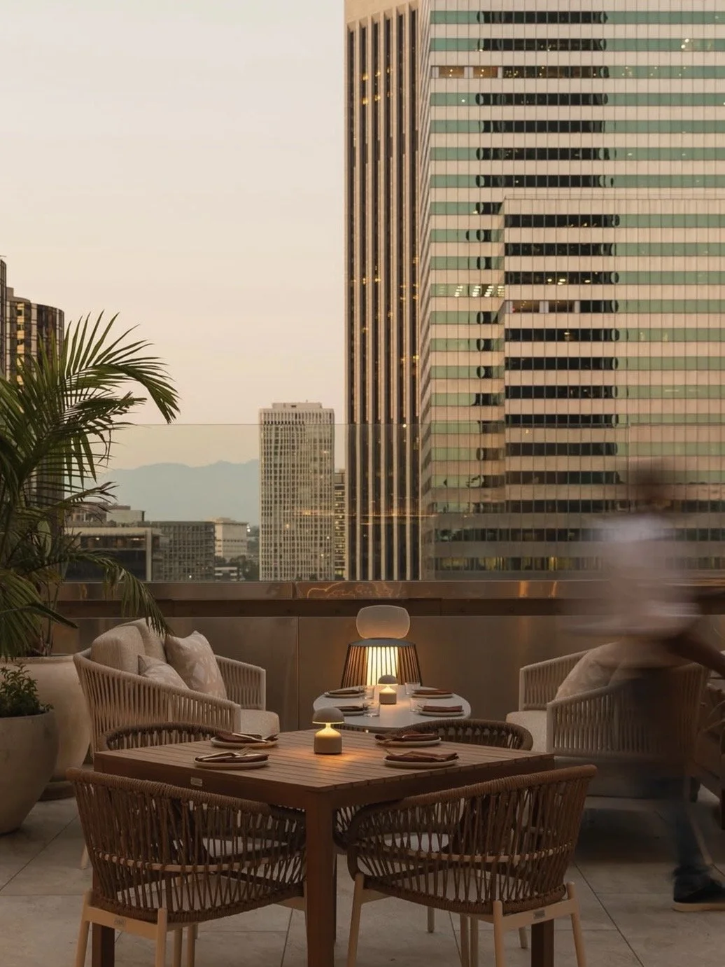 ÜCA-TheDelphiHotel-Restaurant-Bar-LosAngeles-California 6.jpg