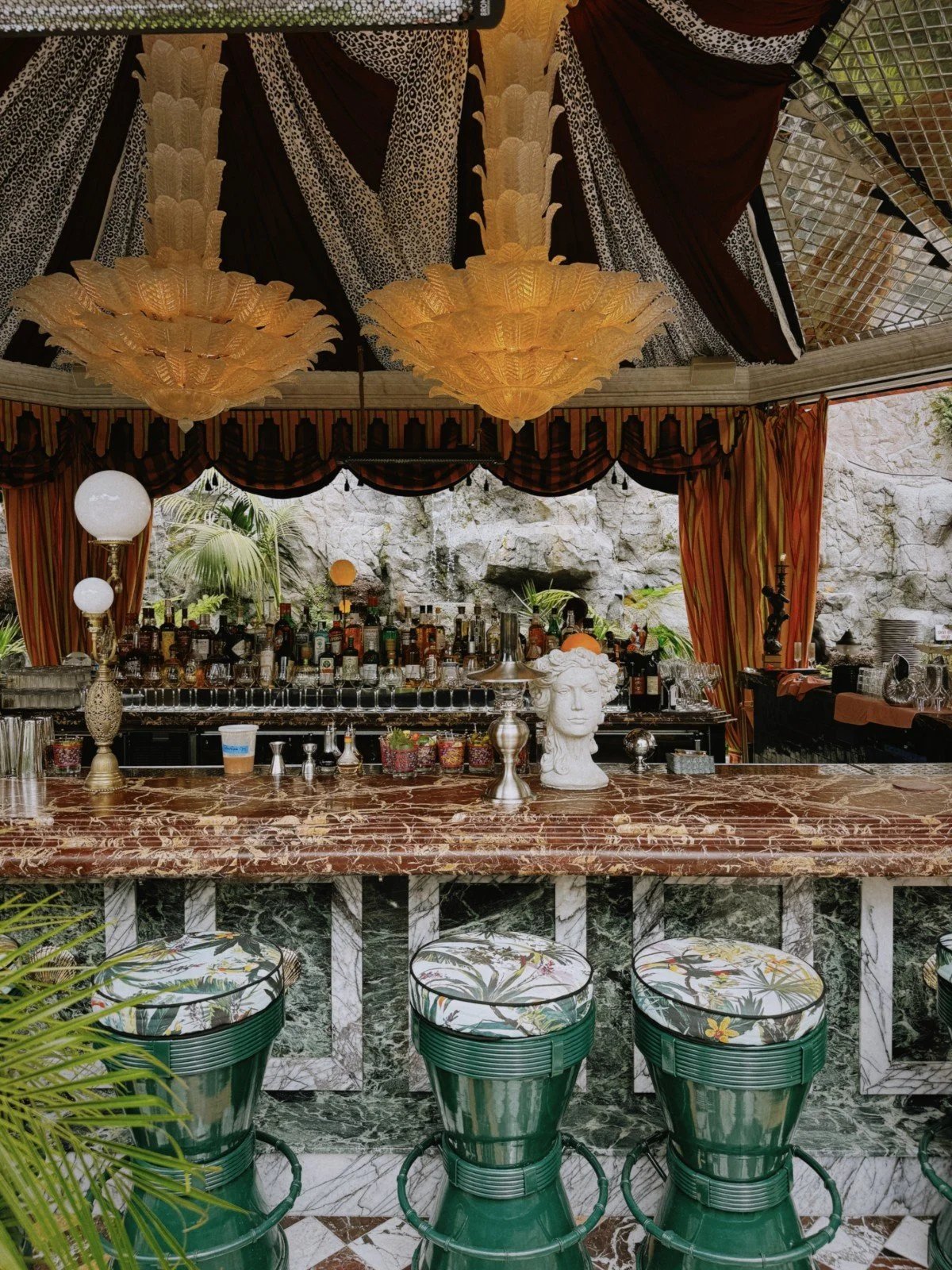 NightHawk-BabyGrand-Restaurant-Bar-Coronado-California-Opulist16.JPG