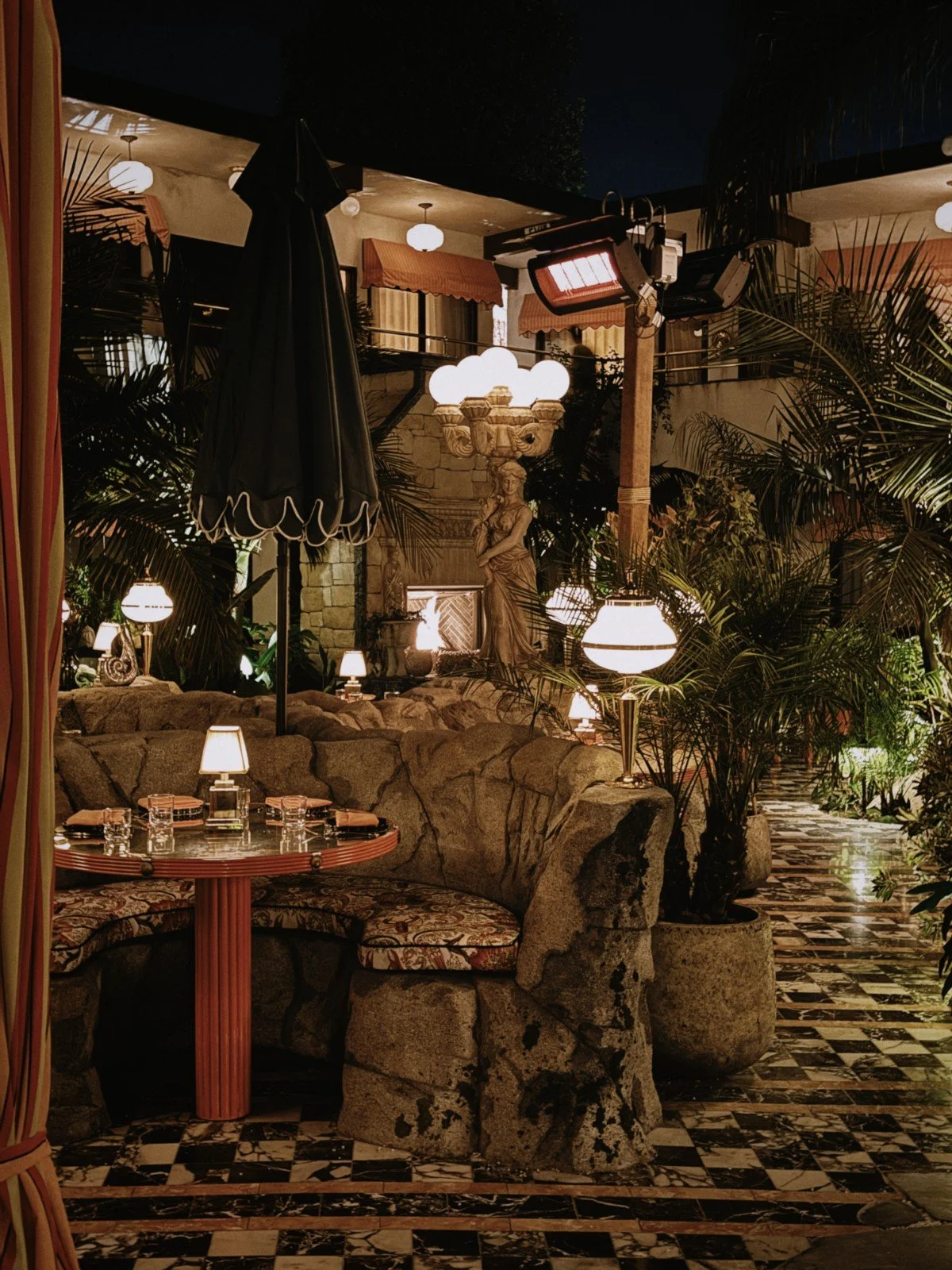 NightHawk-BabyGrand-Restaurant-Bar-Coronado-California-Opulist18.JPG