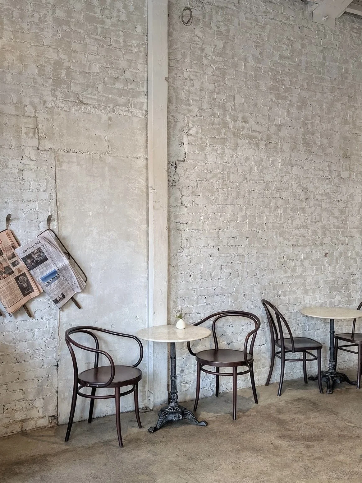CometOverDelphi-CoffeeShop-LosAngeles-California 4.jpg