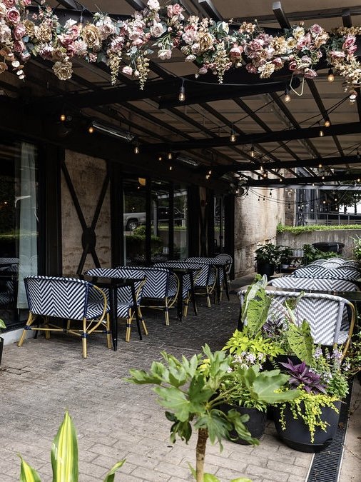 LaFête-Restaurant-Bar-Birmingham-Arkansas 9.jpg