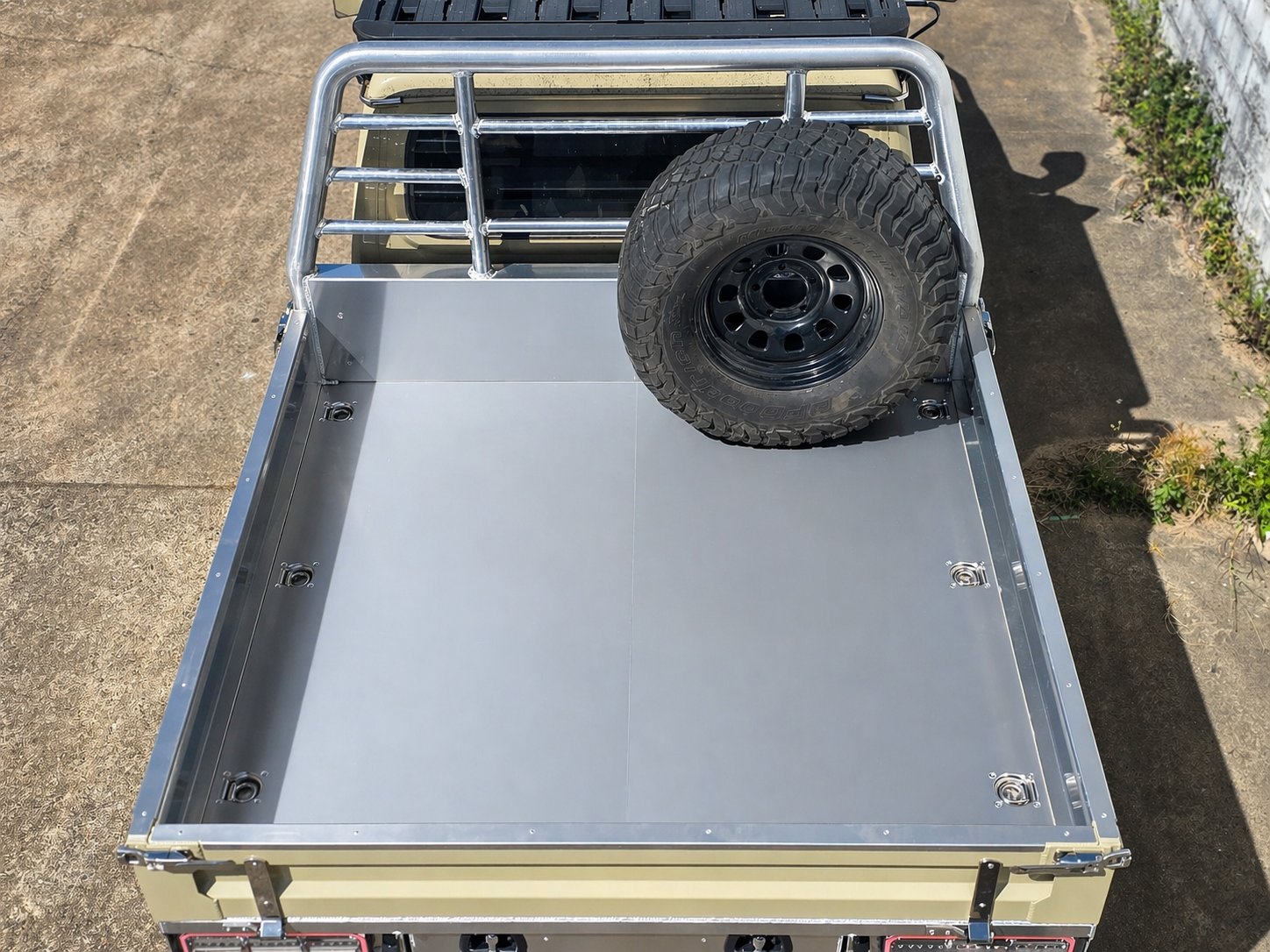    Note: The tubed headboard infill shown in the photos is an optional upgrade. Please request this in your enquiry if you’d prefer it over the standard mesh infill included in this package.    