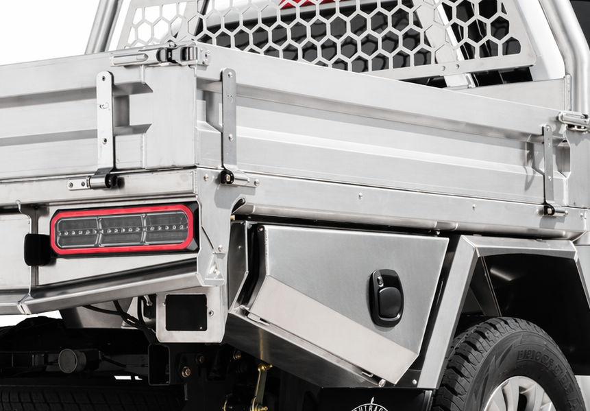 Undertray Toolbox on ute closed .png