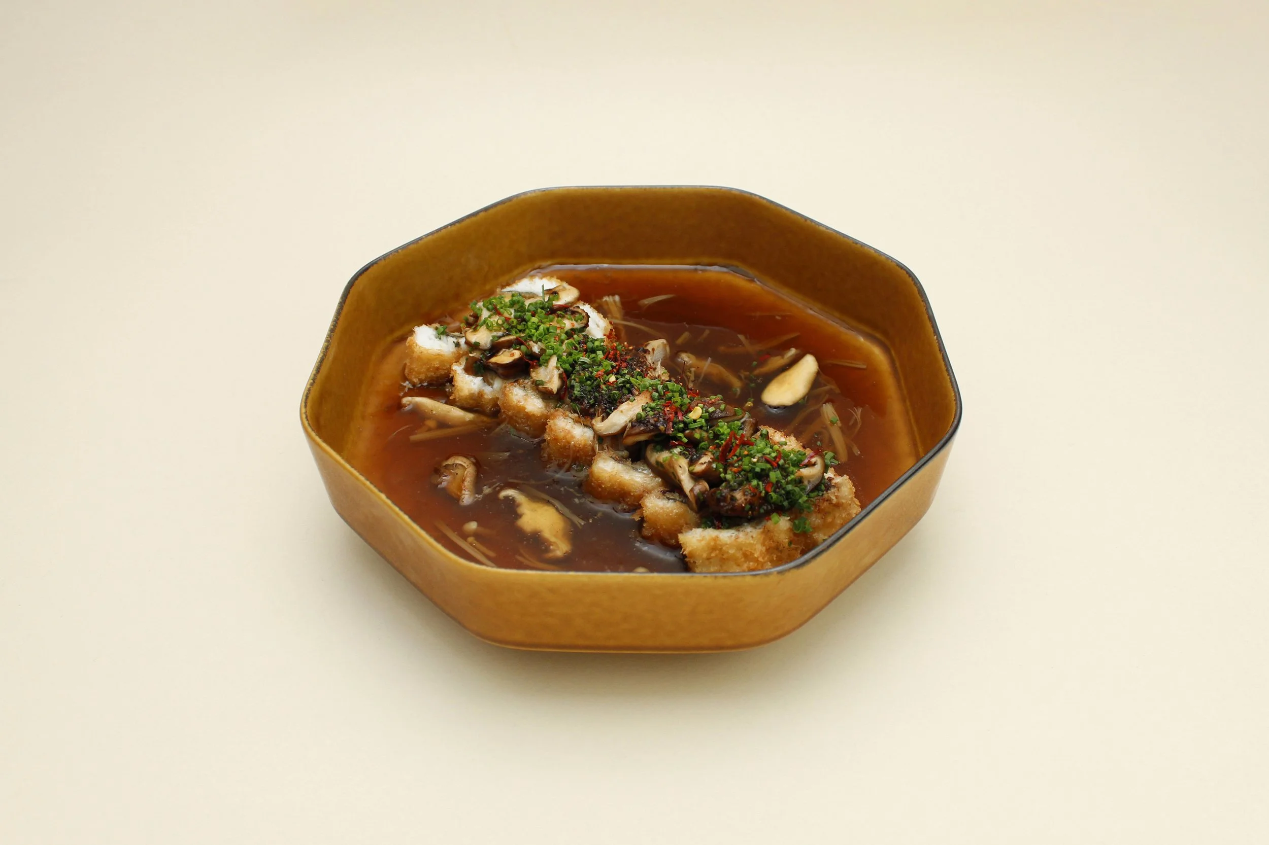 Direction, photography, and post-production by Yehri Oh