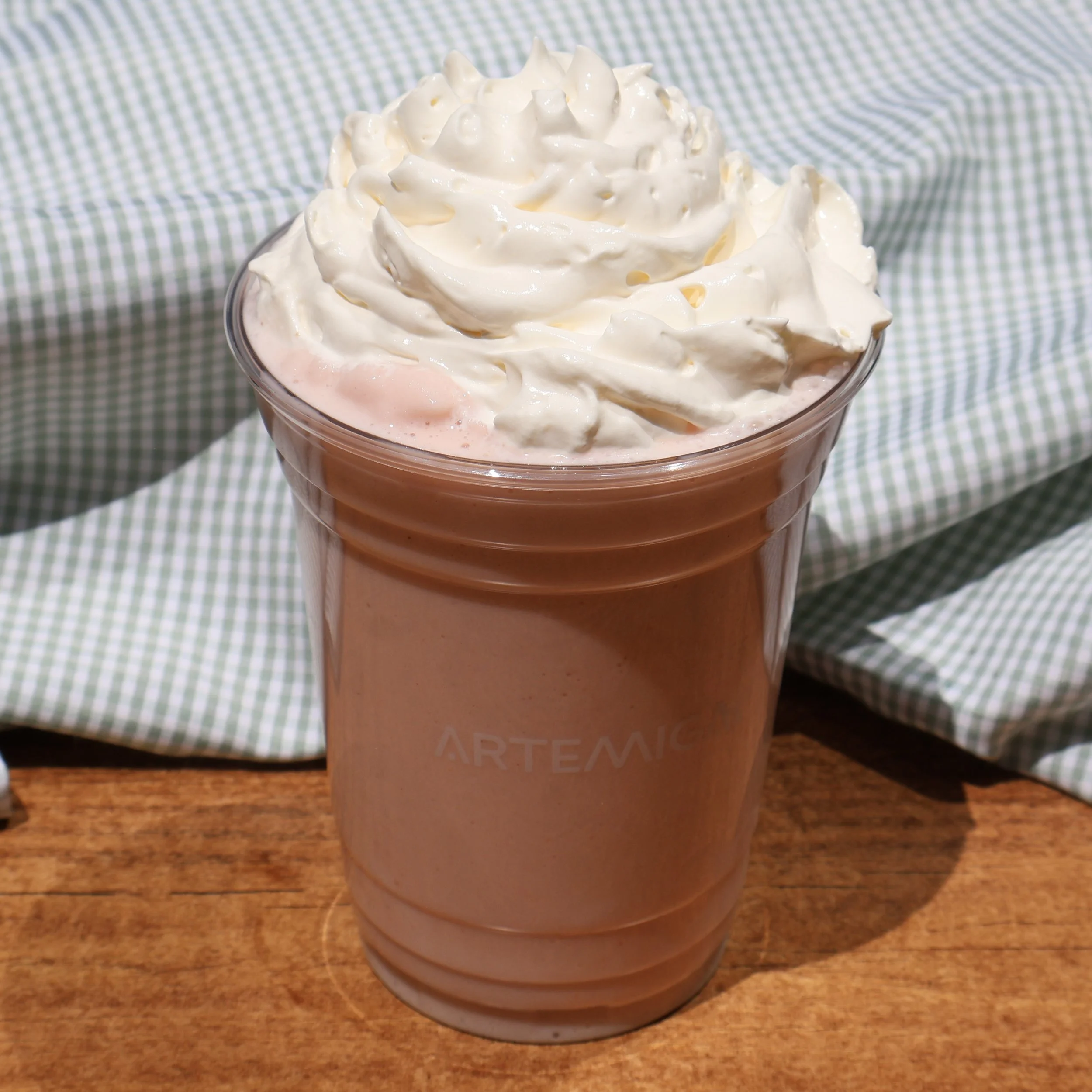 HORCHATA FRESA FRAPPÉ.jpg