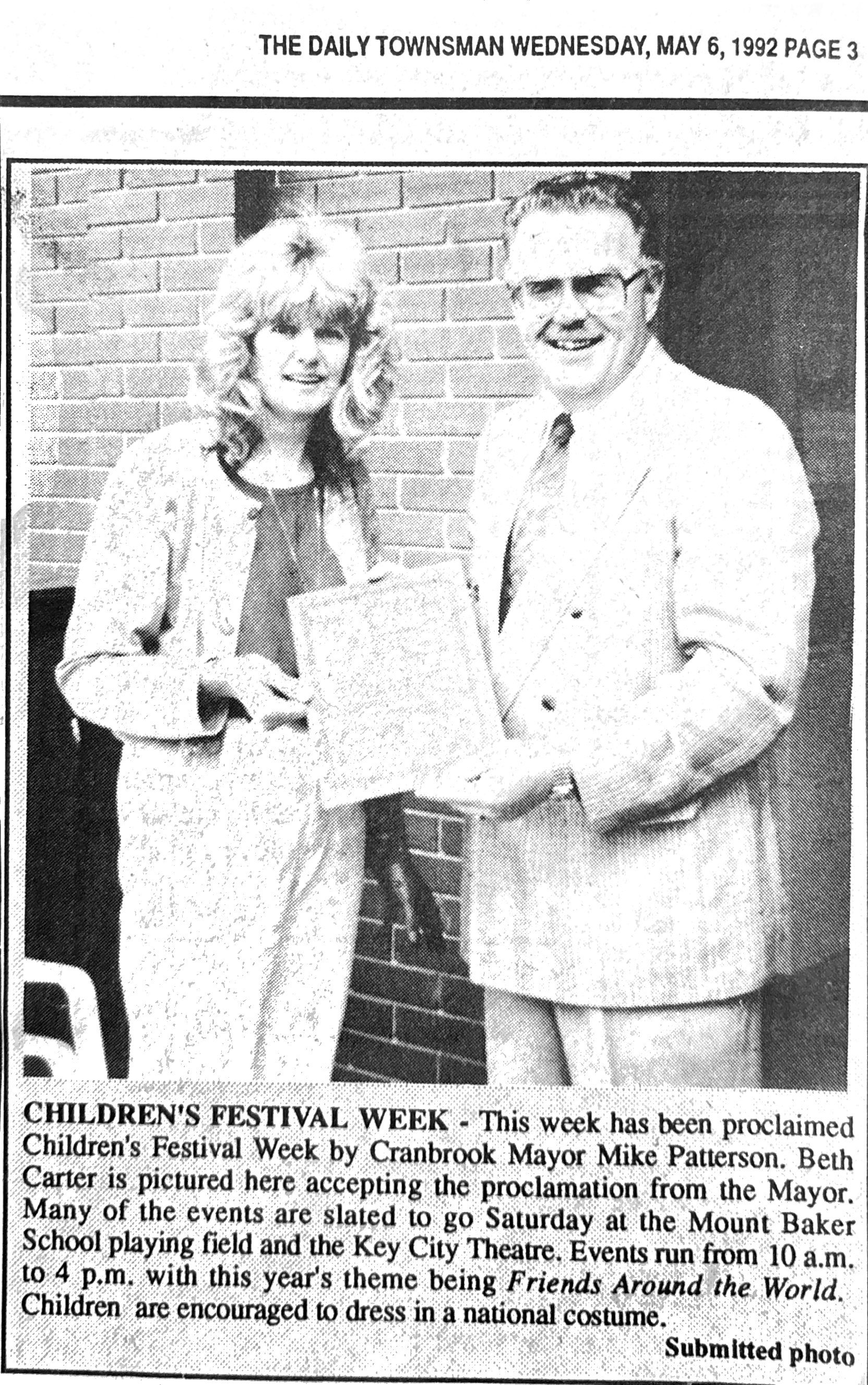 1992- Beth Carter, mayor Patterson declaration.png