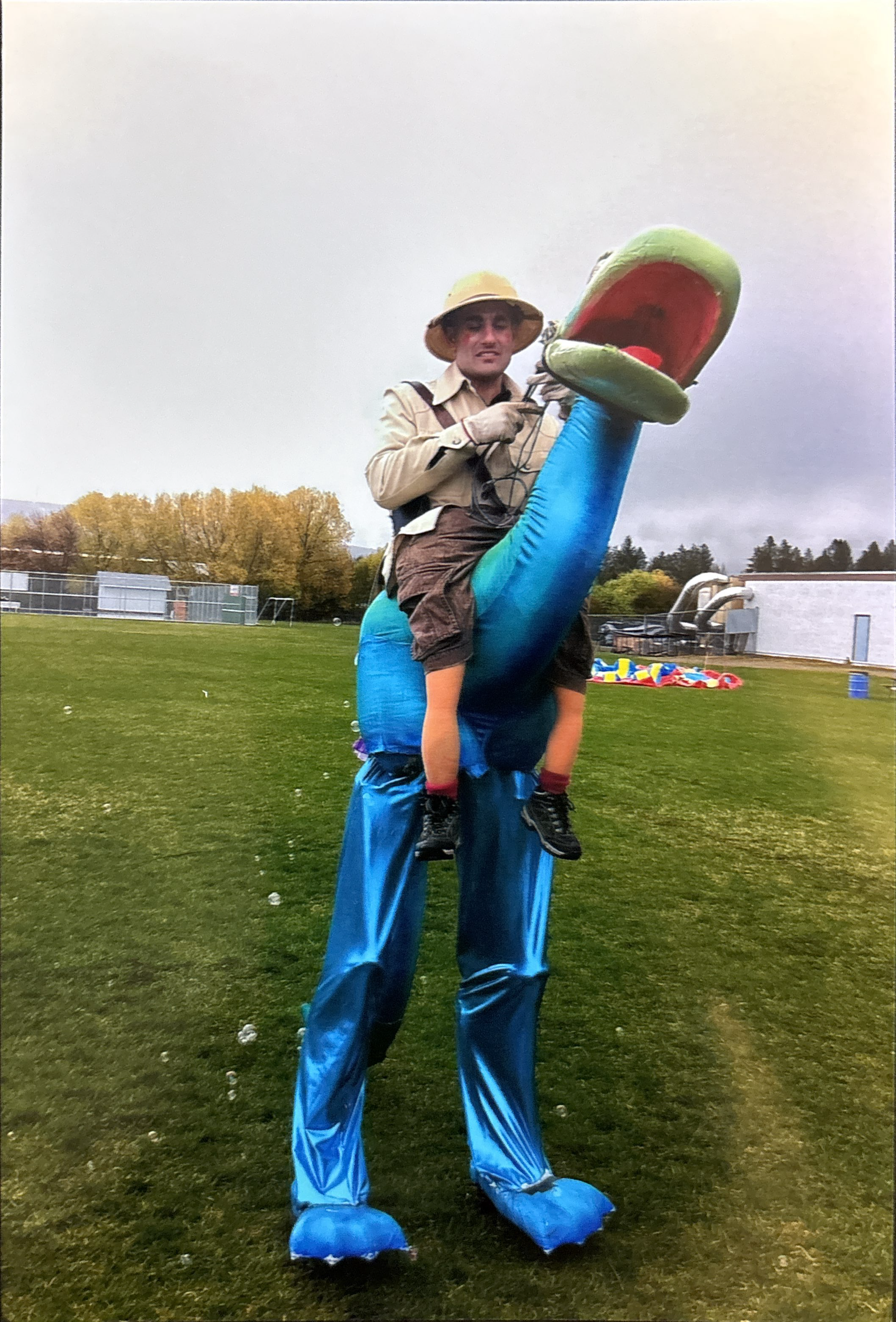 2014- stilt Dino.png