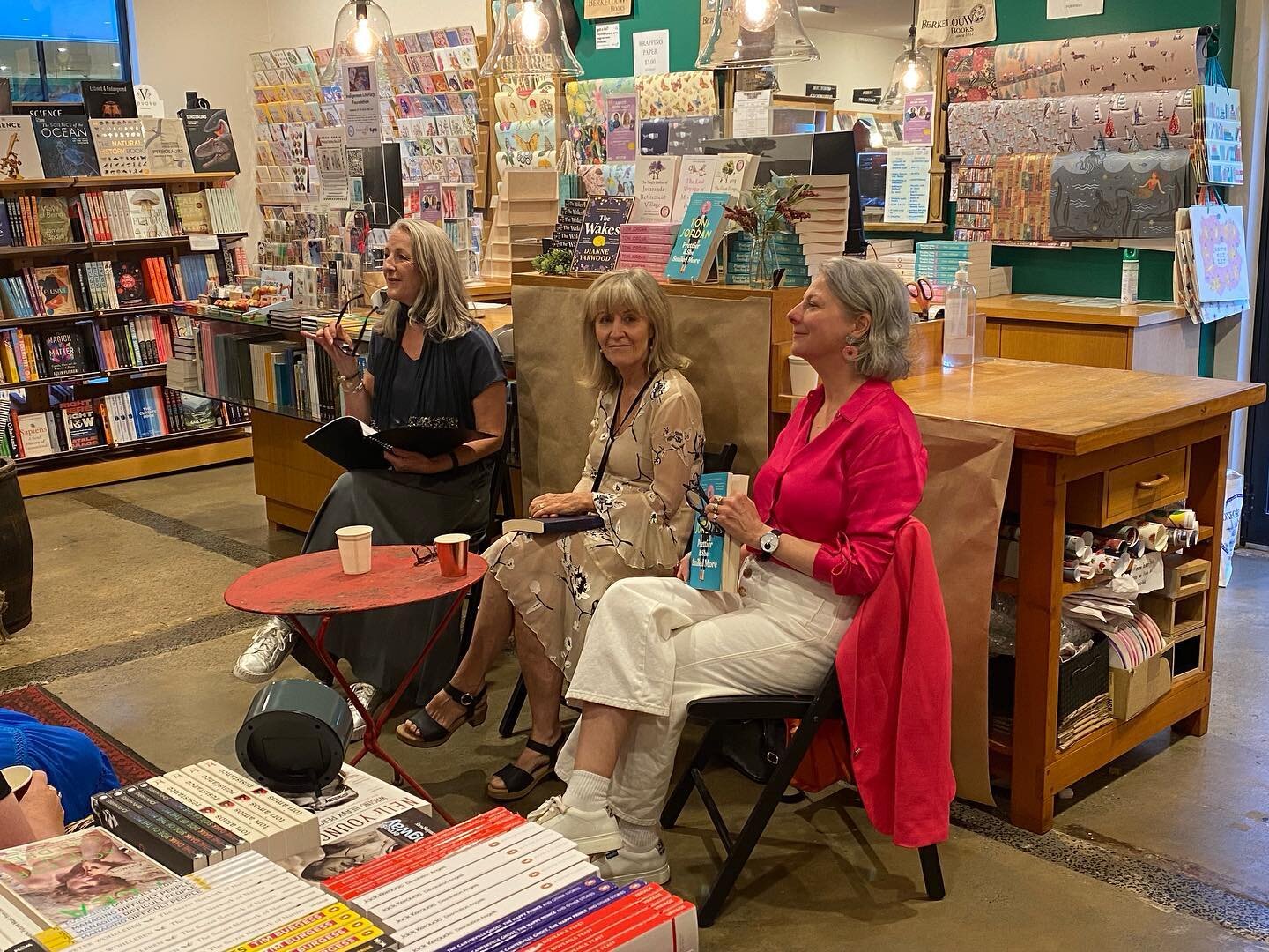 Another fabulous book event last night at the beautiful Berkelouw Books in Mona Vale.🥳📘
The legendary writer Toni Jordan and little old me were interviewed so beautifully by writer Joanna Nell. 
I even had a fan girl moment with Liane Moriarty (if 