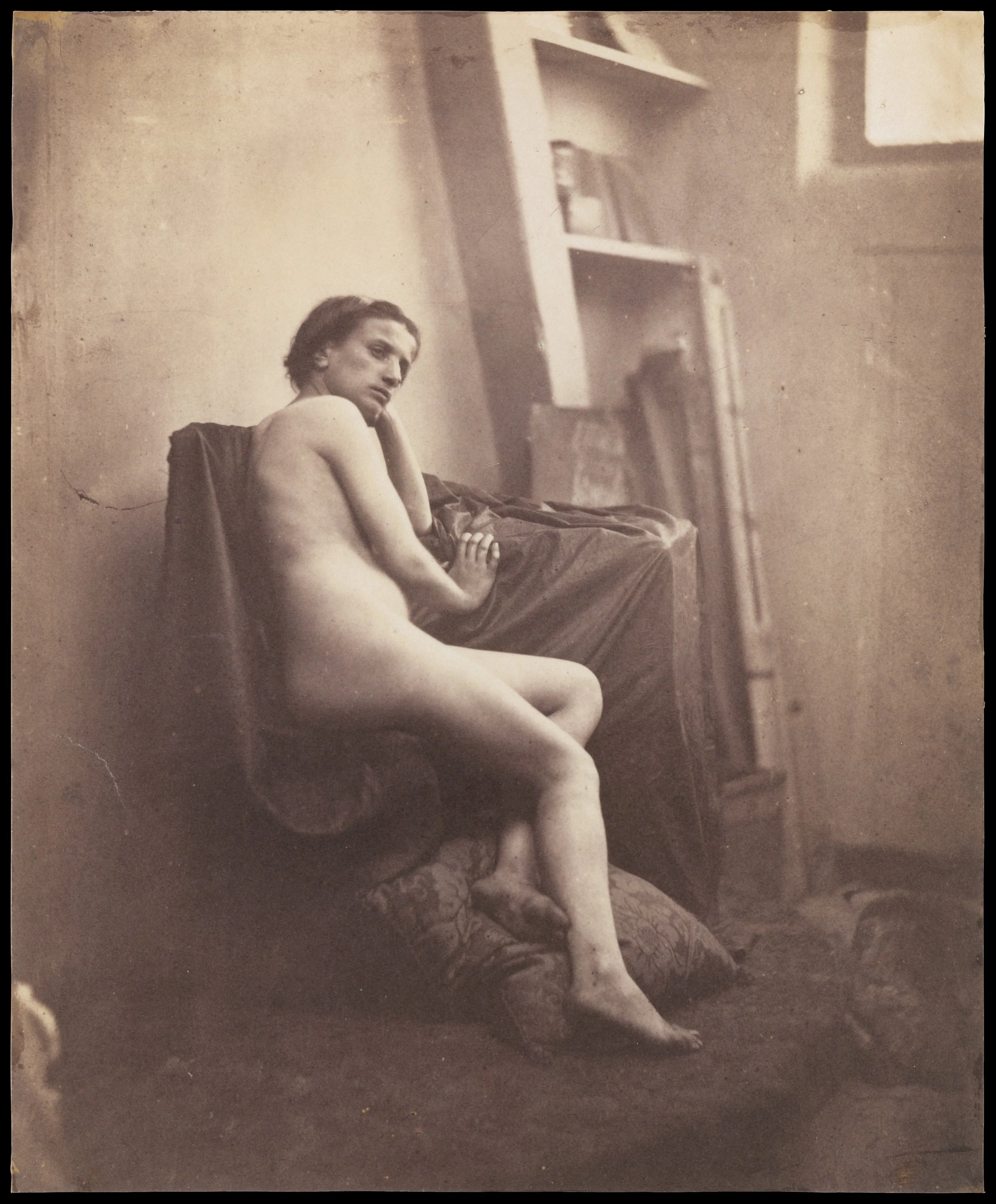 female-nude-in-studio-d297c3.jpg