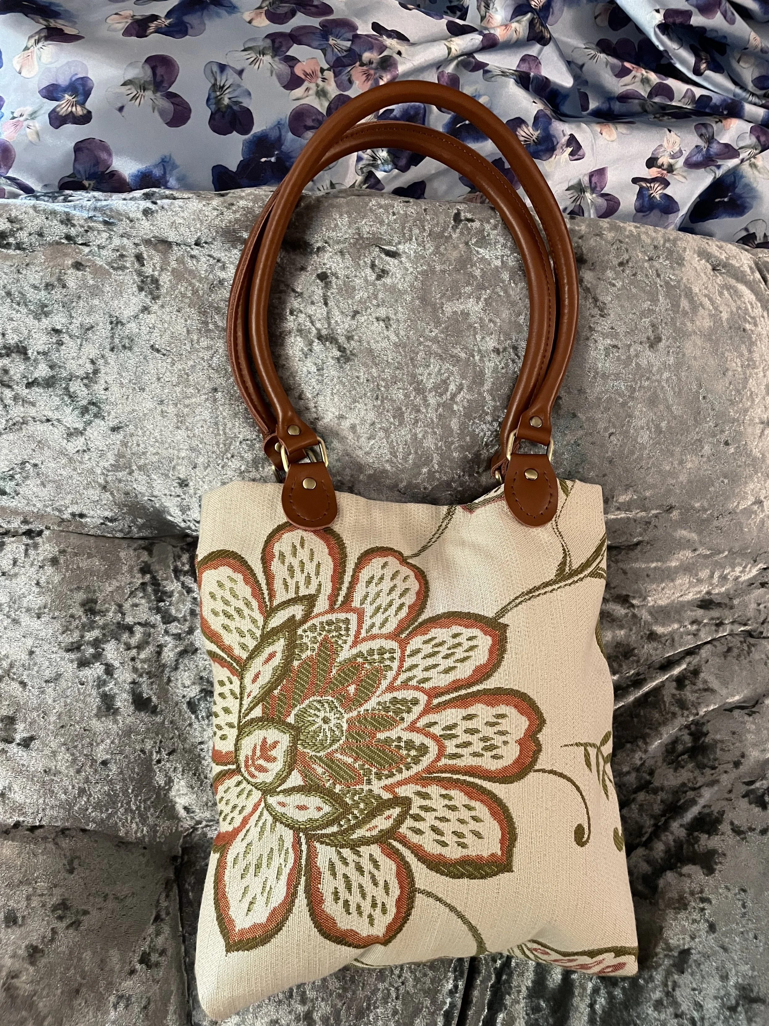 Beige Floral Tapestry Handbag