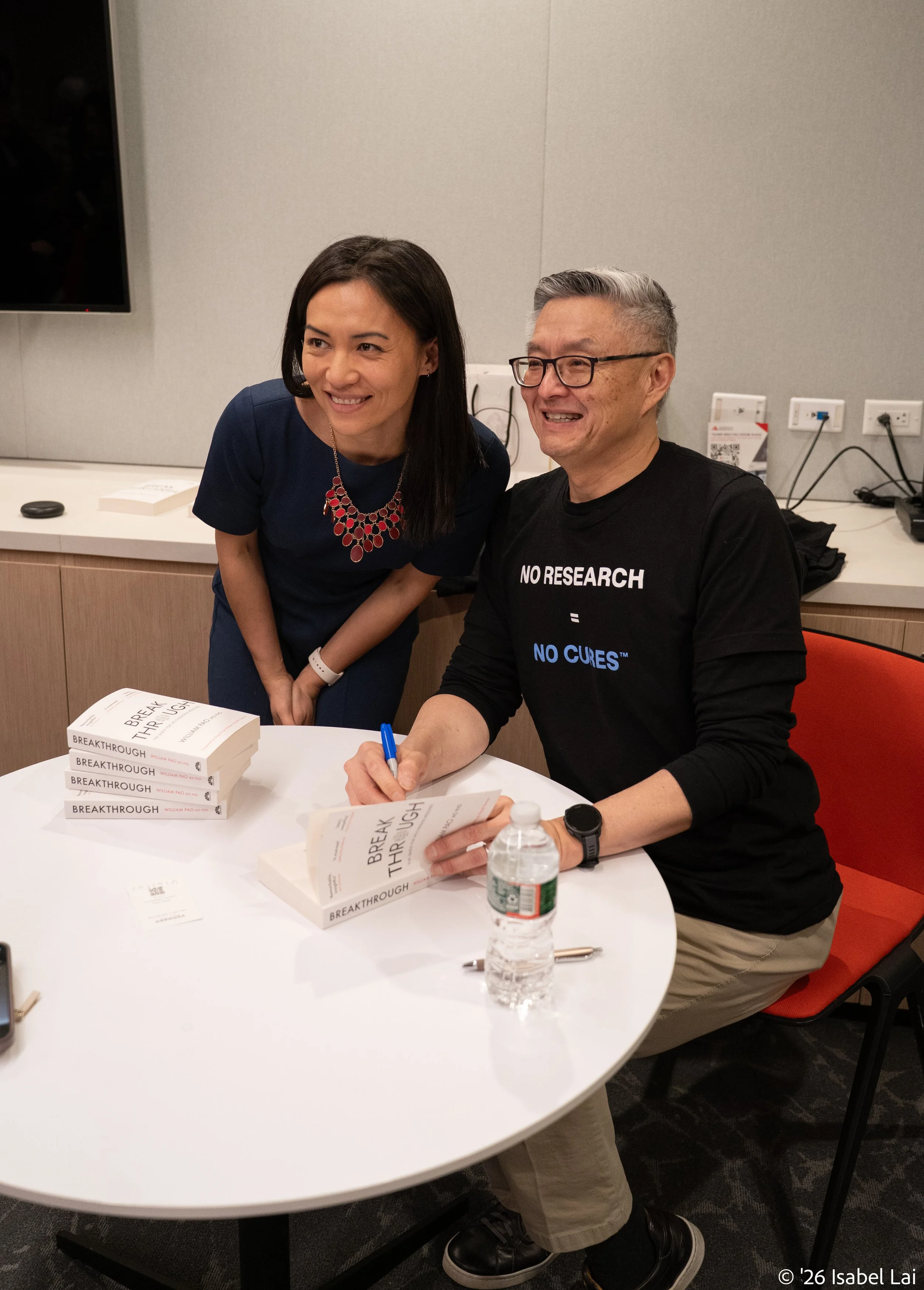 BreakthroughBookEvent—(IL)-39.jpg
