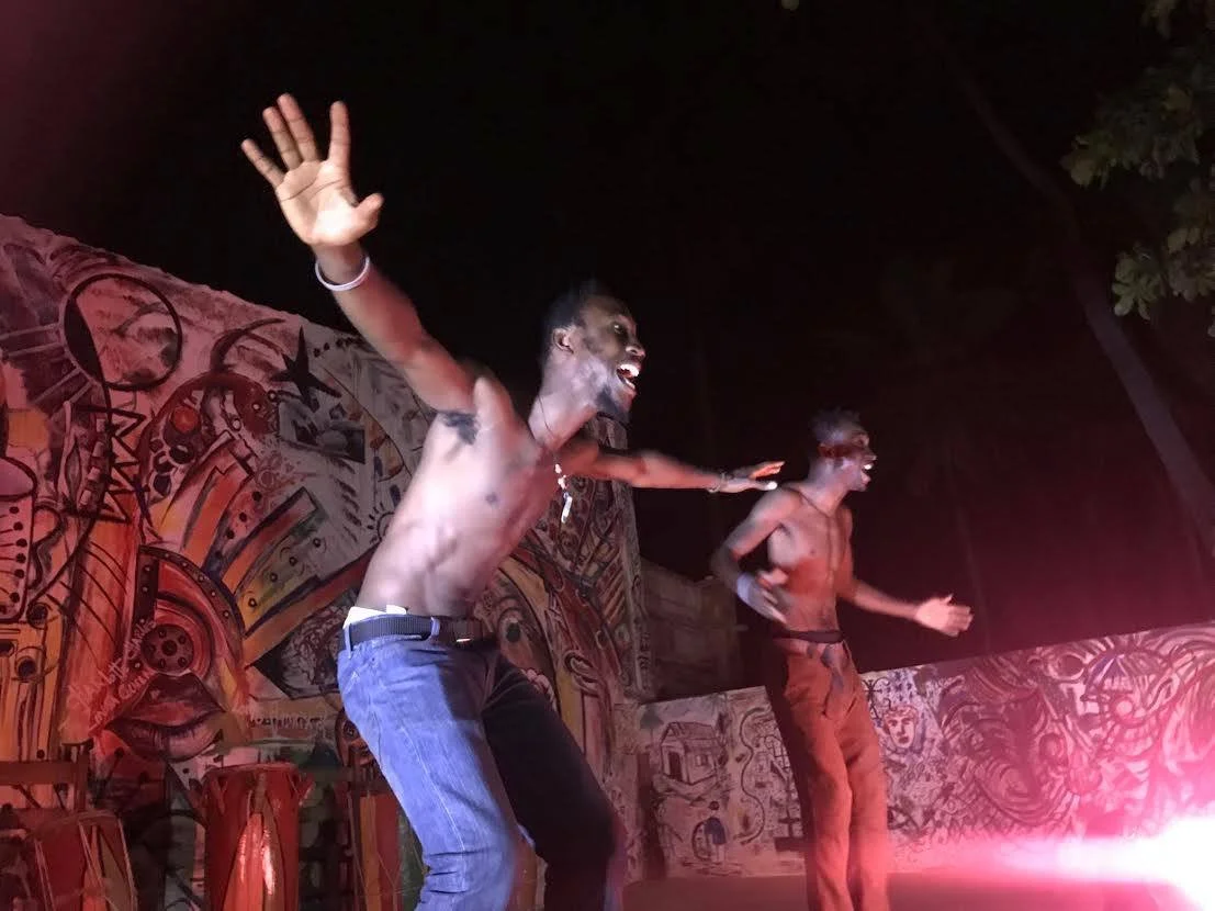 I was able to curate and foster collaboration with Jacmel Arts Center (Jacmel, Haiti) to half an international collaboration for the Salon!