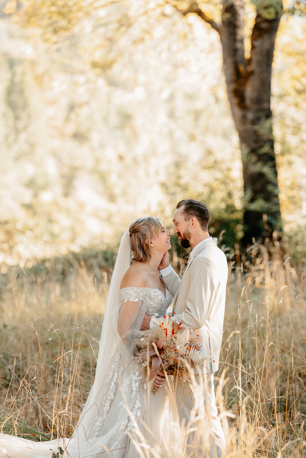 bend weddings