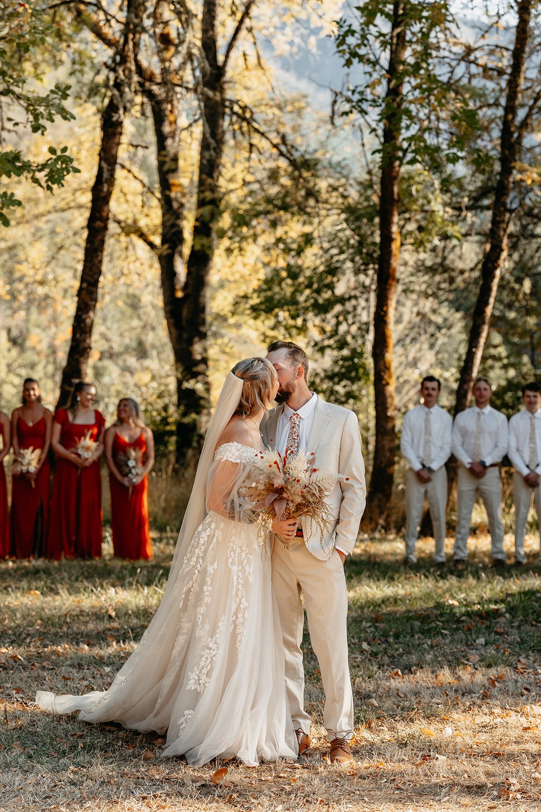 bend weddings