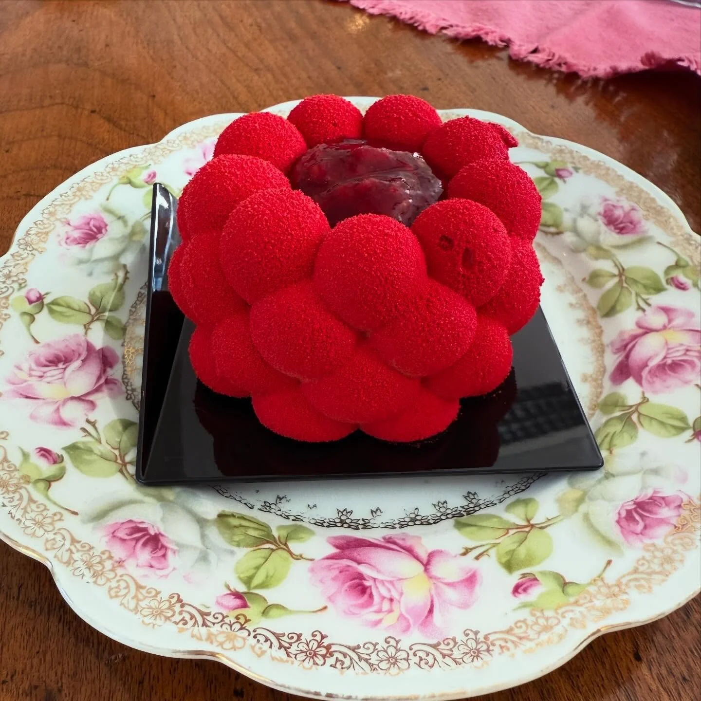 ✨ &Auml;ntligen &ouml;ppnar vi caf&eacute;et igen! ✨

Efter lite v&auml;lf&ouml;rtj&auml;nt ledighet &auml;r vi superglada att &auml;ntligen kunna sl&aring; upp d&ouml;rrarna igen 🤍
F&ouml;r tillf&auml;llet kommer vi endast ha &ouml;ppet p&aring; he