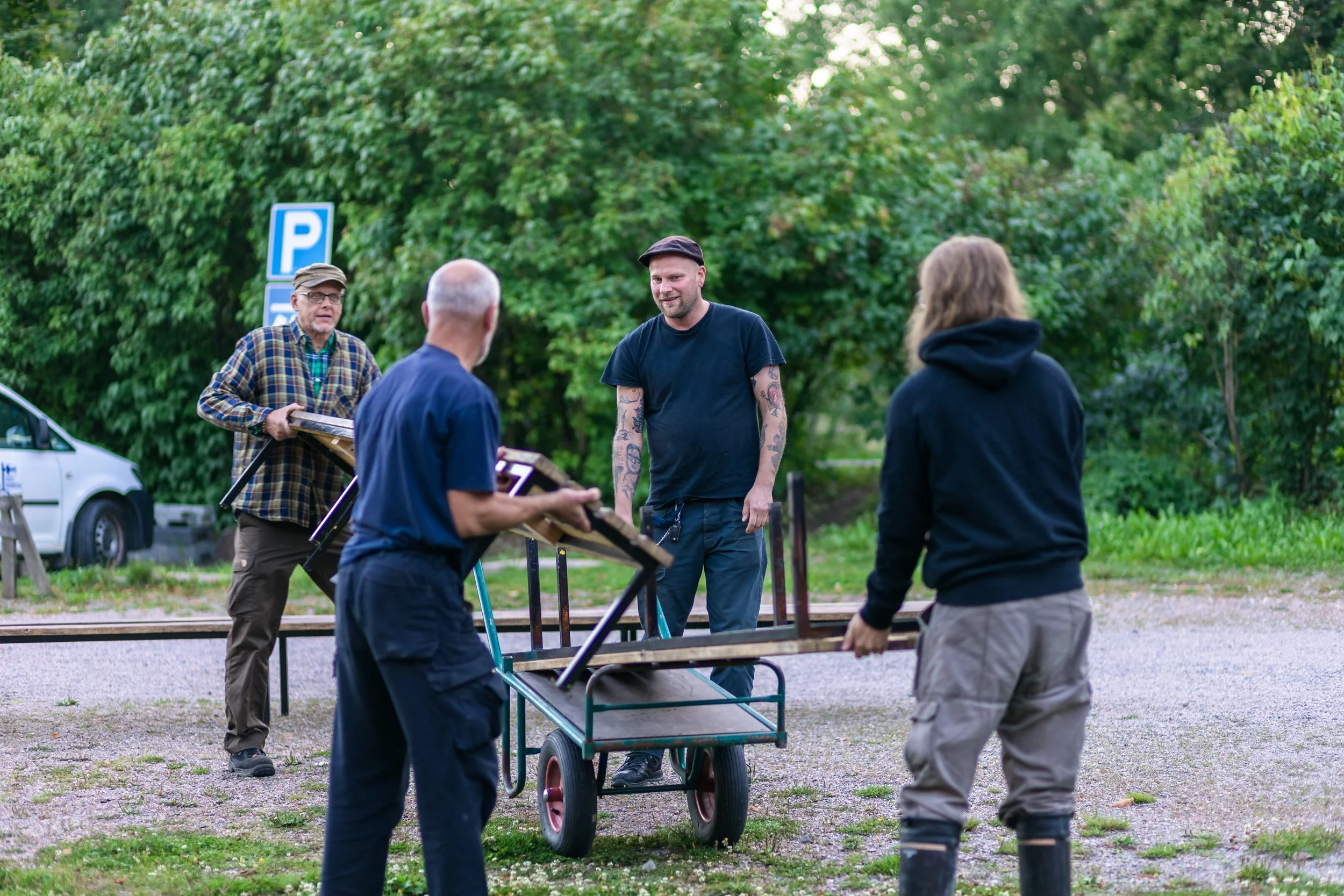 Talkootoiminta starttaa: yhteiset talkoot, ruokaa & pihasauna