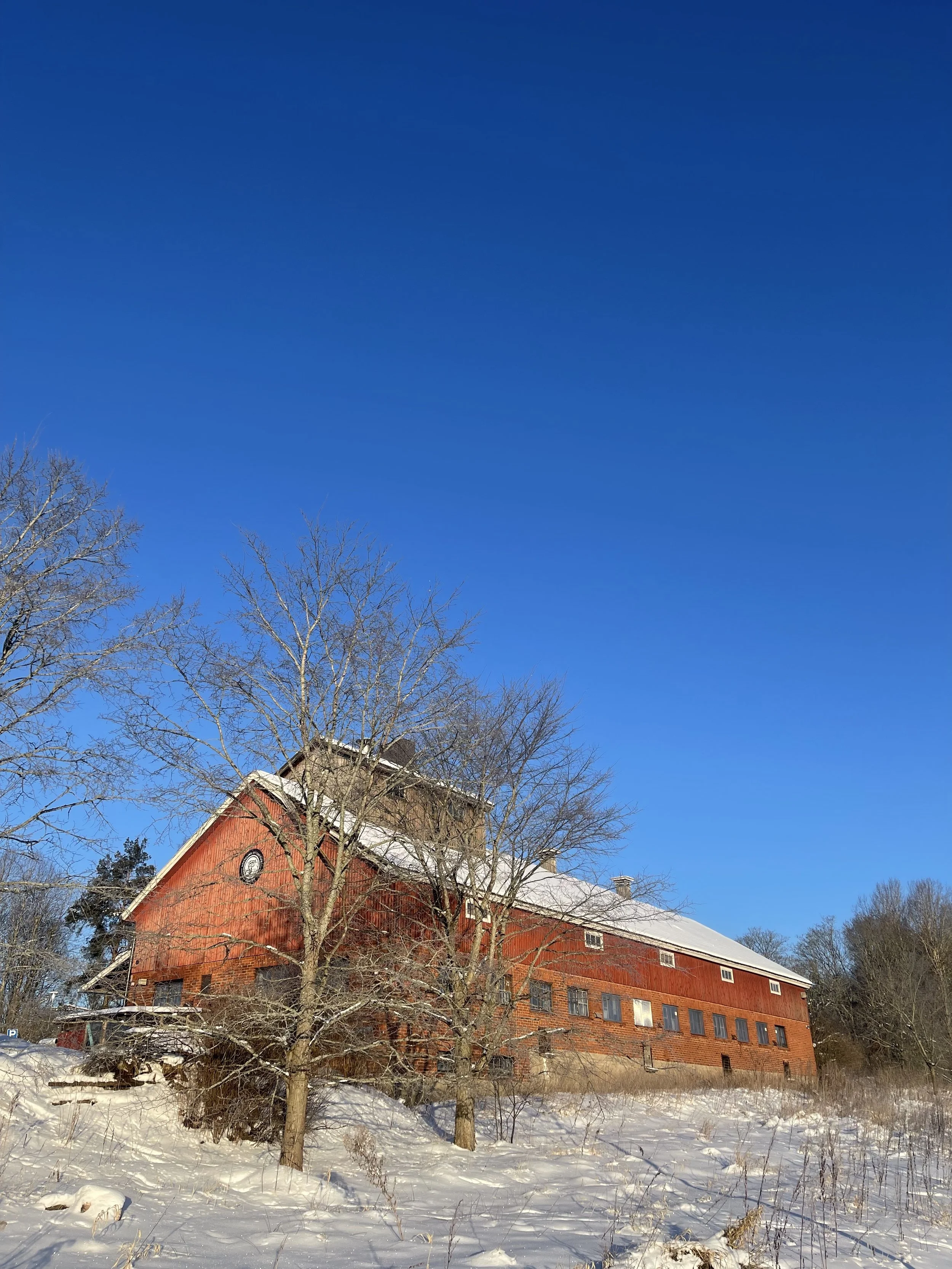 Voisiko Humlebergin ystävät ratkaista Keravan kartanon kilpailun?