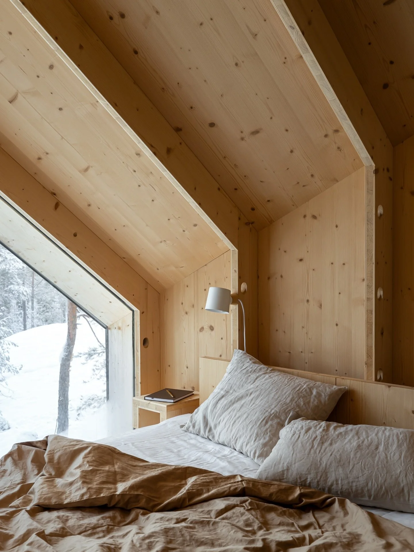 Halusimme vain sanoa kiitos.

Viime sunnuntaina kun avattiin Hideaway-m&ouml;kkien kes&auml;n varauskalenterin klo 18, oli aika erityinen hetki n&auml;hd&auml; miten varaukset alkoivat tulla sis&auml;&auml;n heti kun kello vaihtui.

Monelle t&auml;m&