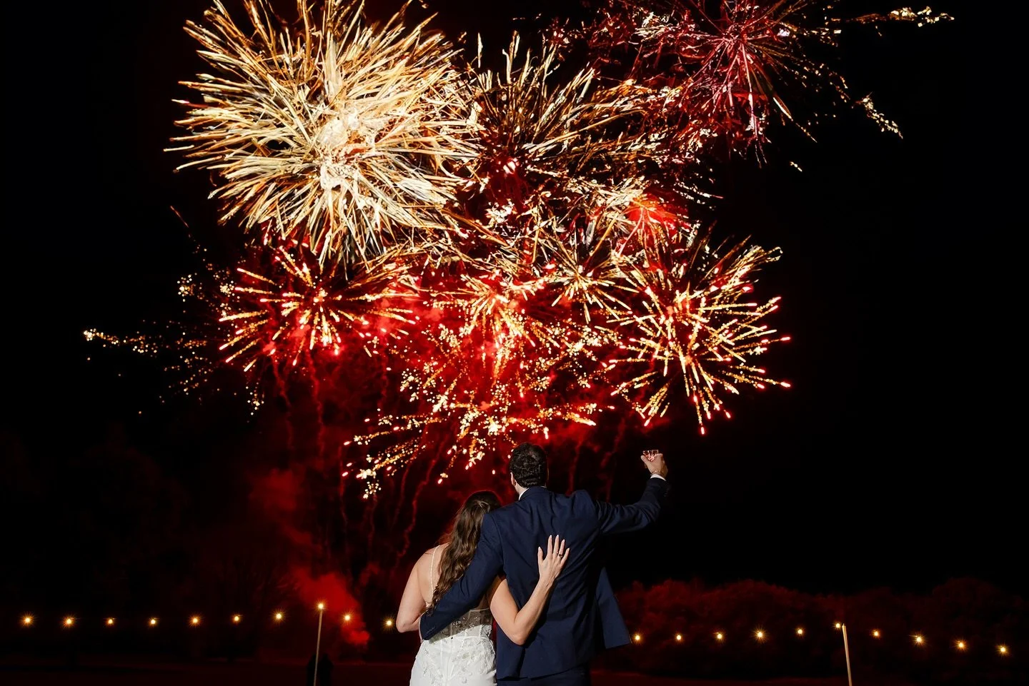 I&rsquo;ve always said November is an enormously underrated month to get married, and Issy &amp; Luke&rsquo;s wedding last week absolutely proved that!

What a thoroughly magical day we had at Chiddingstone Castle, an absolute gem of a venue tucked a