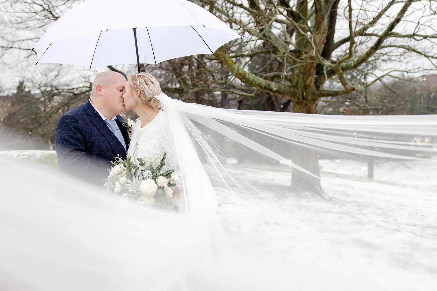 Amanda &amp; Liam’s Wedding - The Barn, Tunbridge Wells