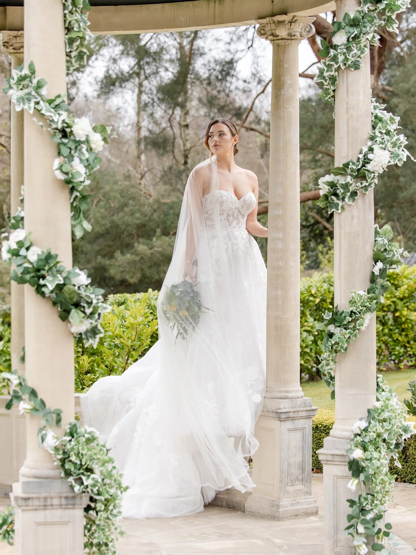 A little sneak peek from a beautiful styled shoot at @the_spa_hotel last week 🤍

It was so lovely to work alongside such a talented group of recommended suppliers and create something really special together. From the stunning dresses and flowers to
