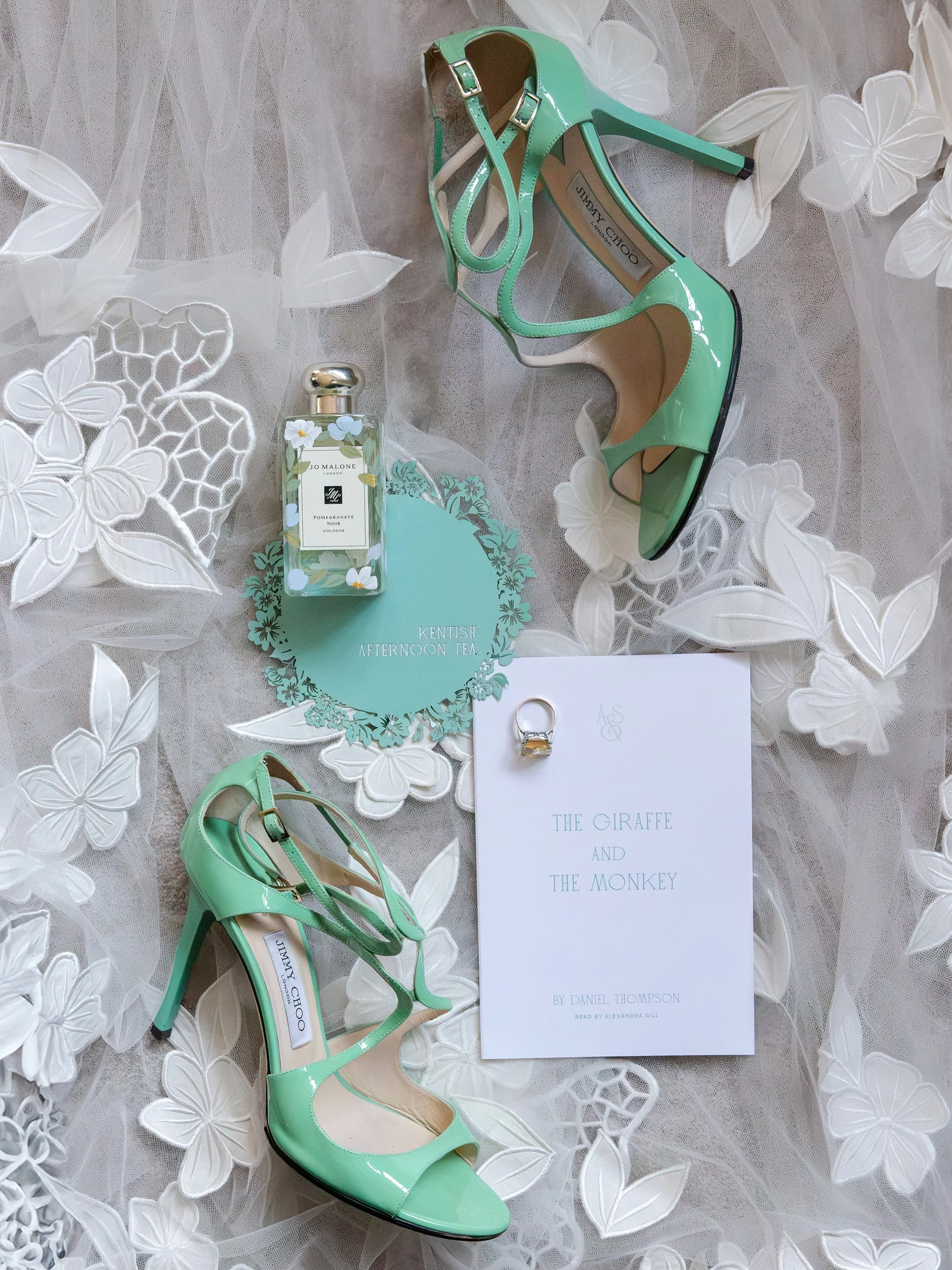 It&rsquo;s not often that I get to photograph the excitement of the day before a wedding - but for Sarah &amp; Andy, I did exactly that!

Sarah &amp; Andy decided to make the absolute most of their wedding, and extended the celebrations across an ent