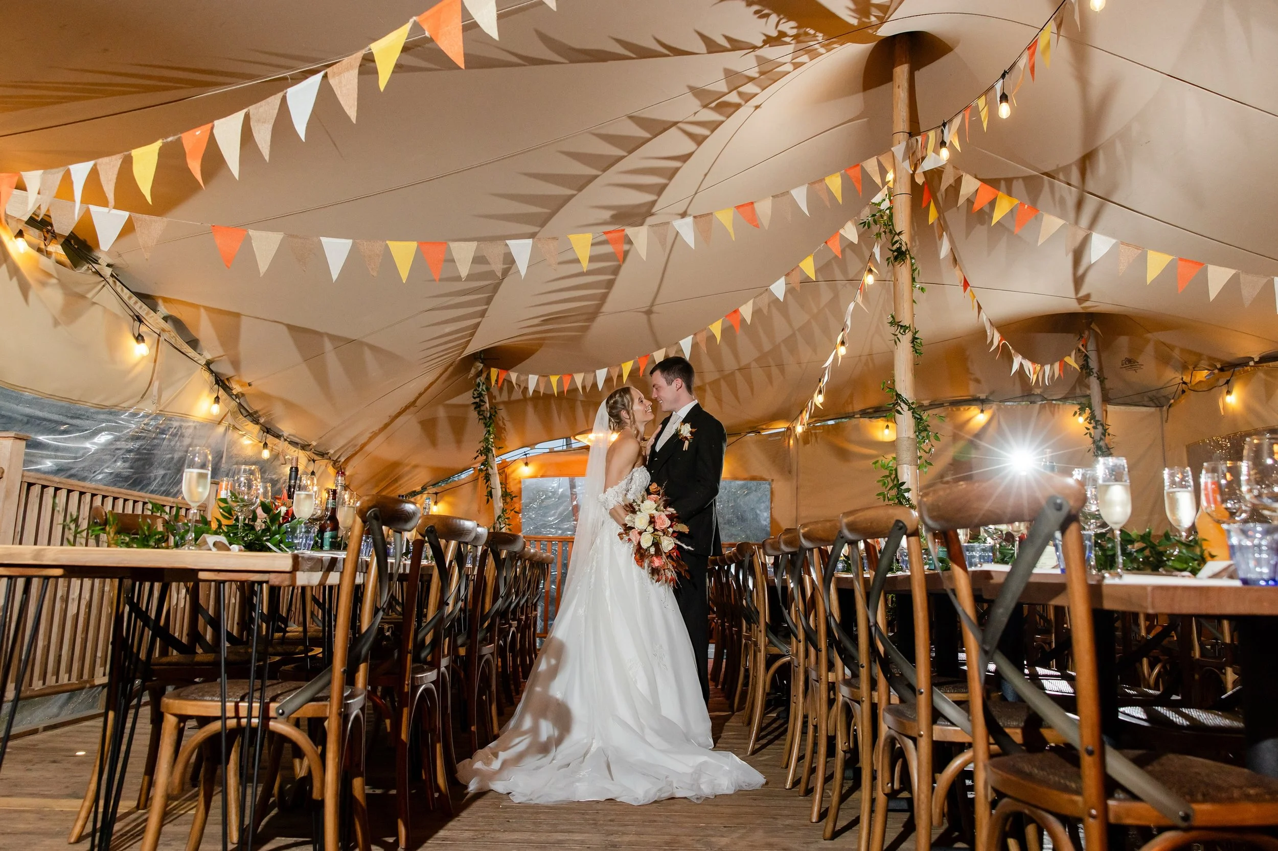You hope for good weather on your wedding day, knowing you can never guarantee it. But you probably never expect to have a full-on storm! That&rsquo;s exactly what Isabella &amp; Arthur had to contend with on their wedding day, and boy, did they not 