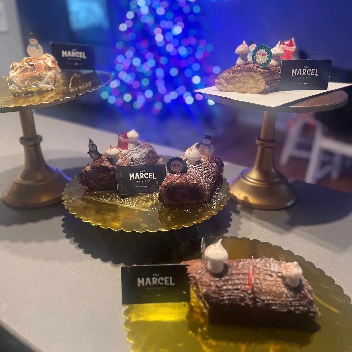 Buche de Noel (Yule Log) – December only