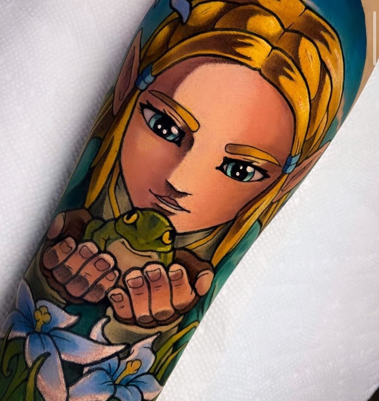 Check out this awesome Zelda piece!! 
Artist- @captain_sloth .
.
.
.
.
.
#animetattoo #anime #mangatattoos #thelegendofzelda #zeldatattoo #animeartwork #animetattooers #tattooersofnh #mangatattooers #colorfultattoo #colortattoo #neotrad #neotradi #ta