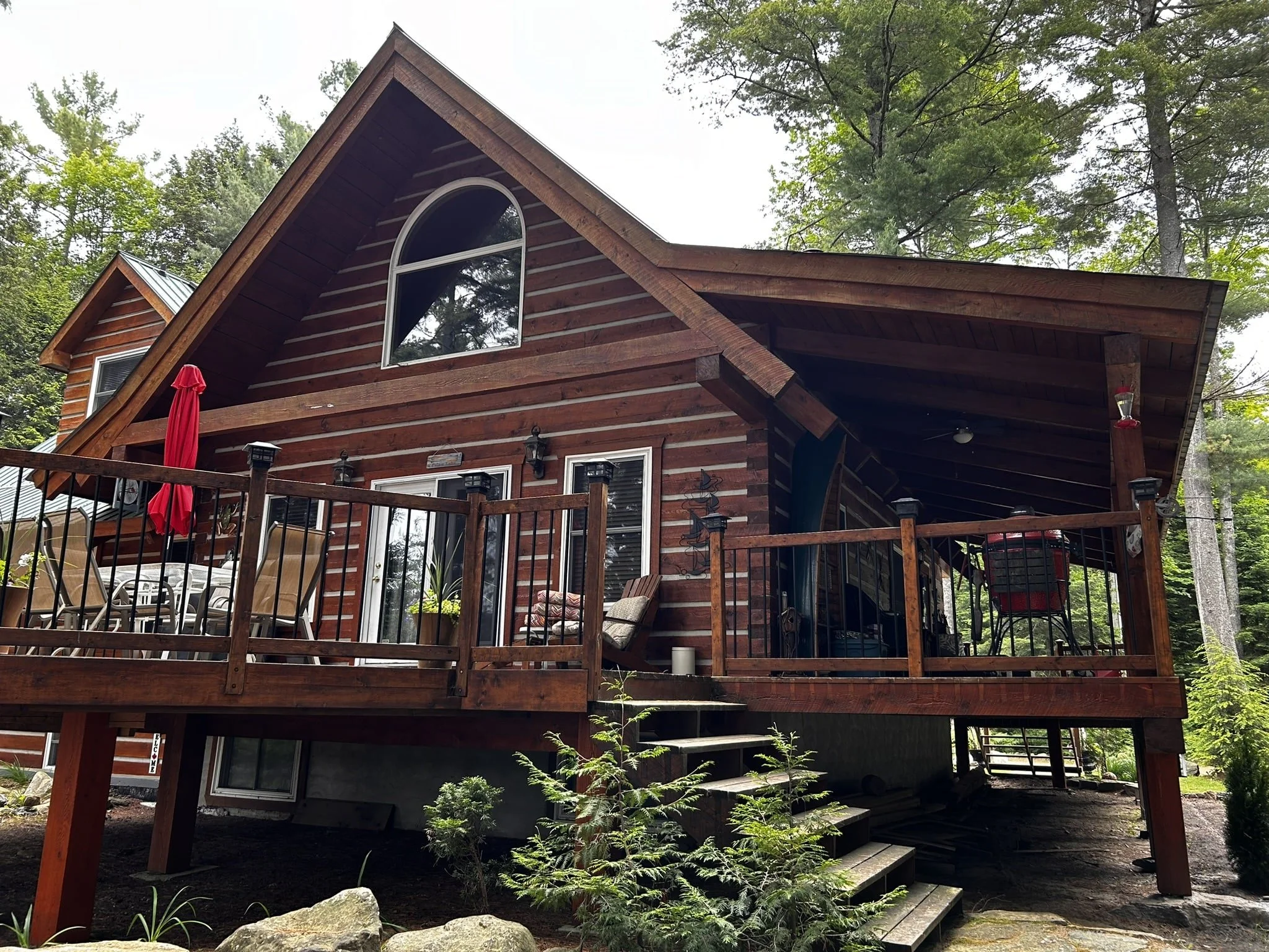 EcoLog Porch 4-min.JPEG