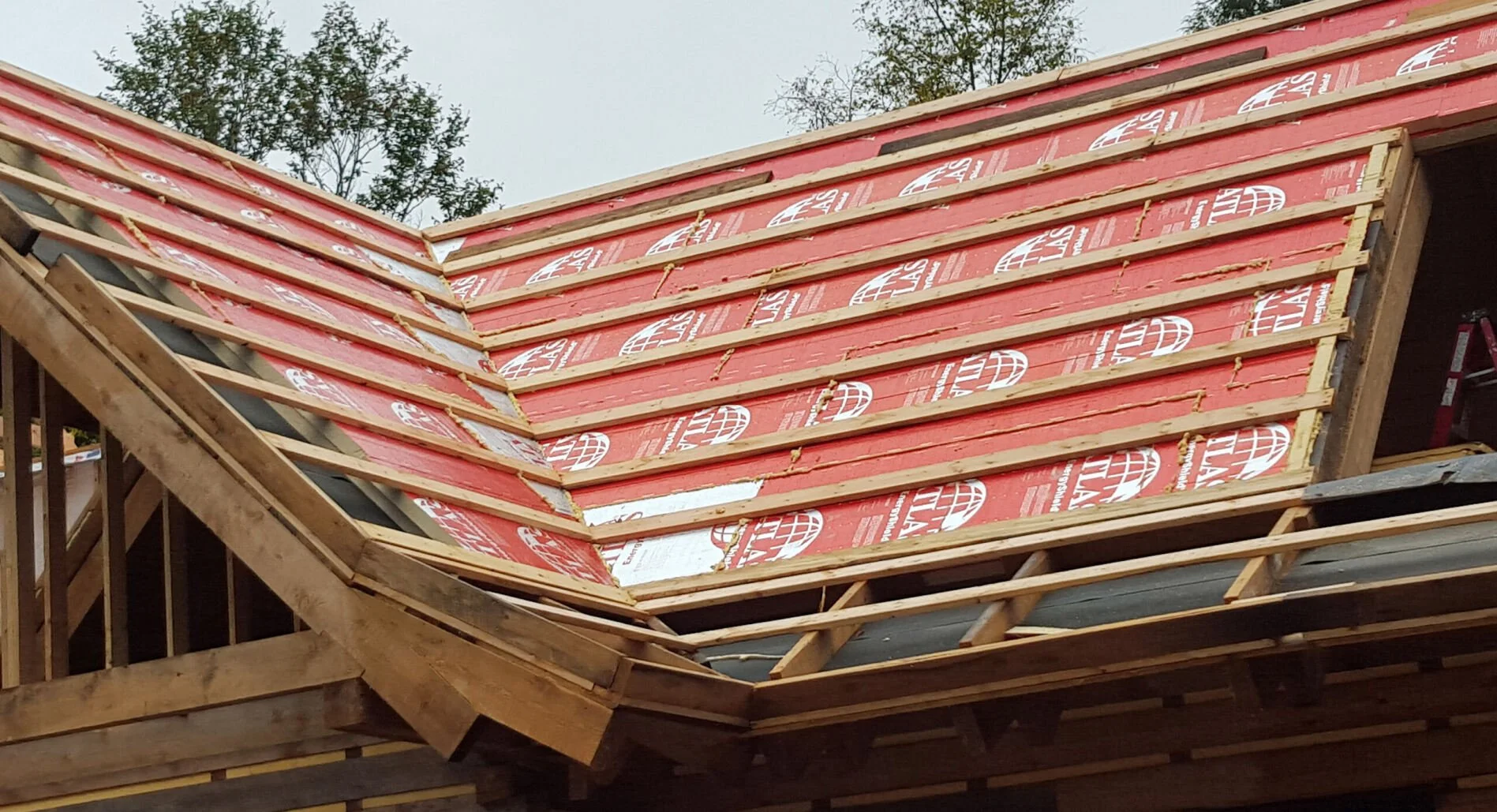 EcoLog roof insulation-min.jpg
