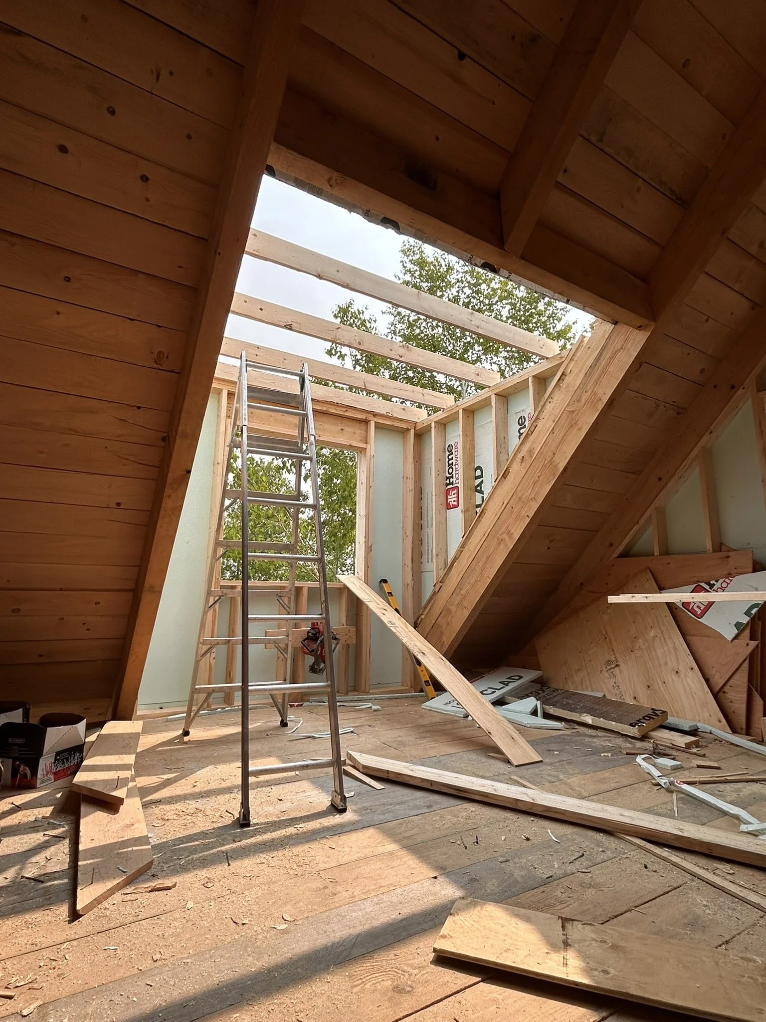 EcoLog Bay Window.JPEG