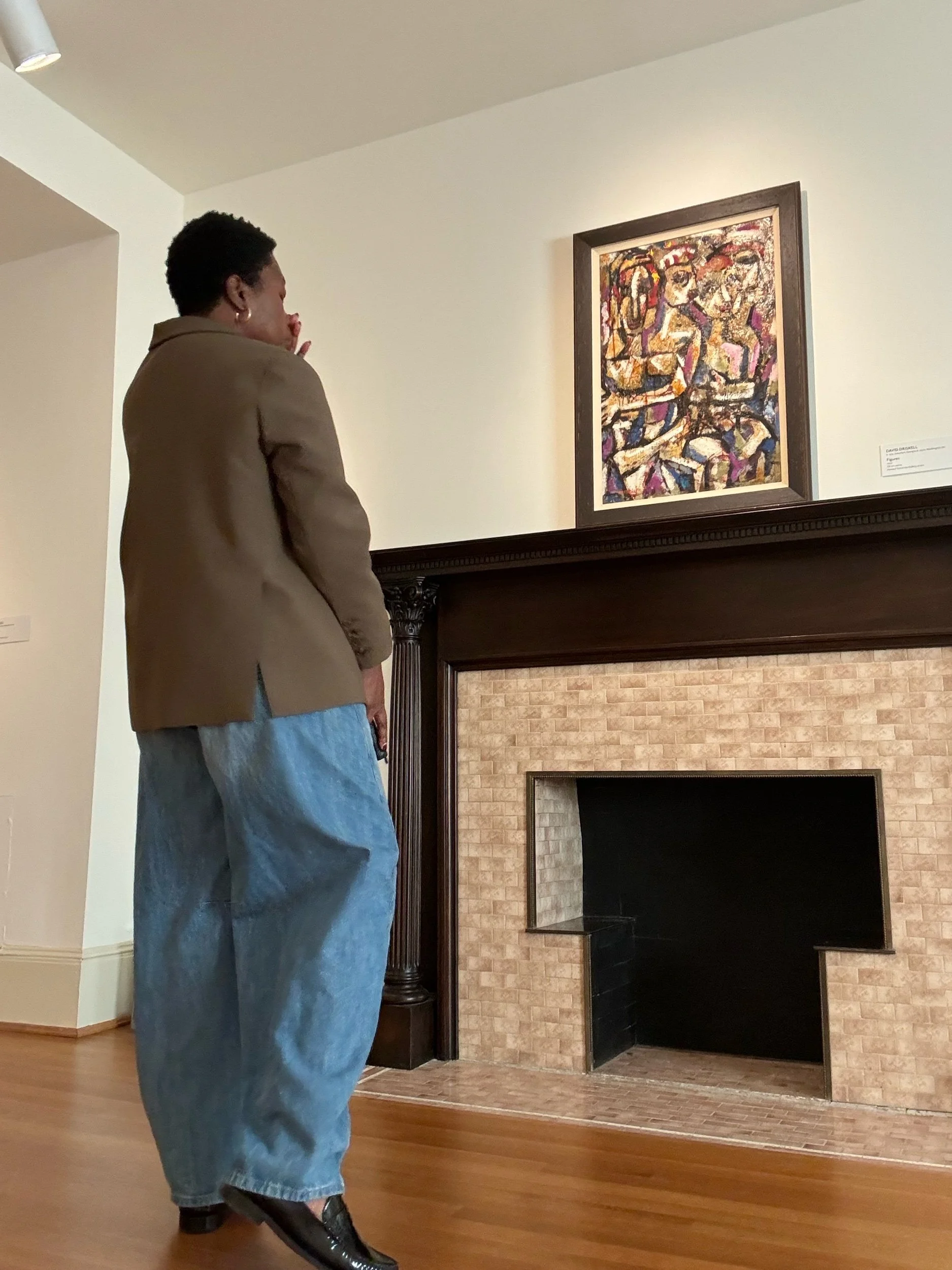 Seeing just one exhibit at a time