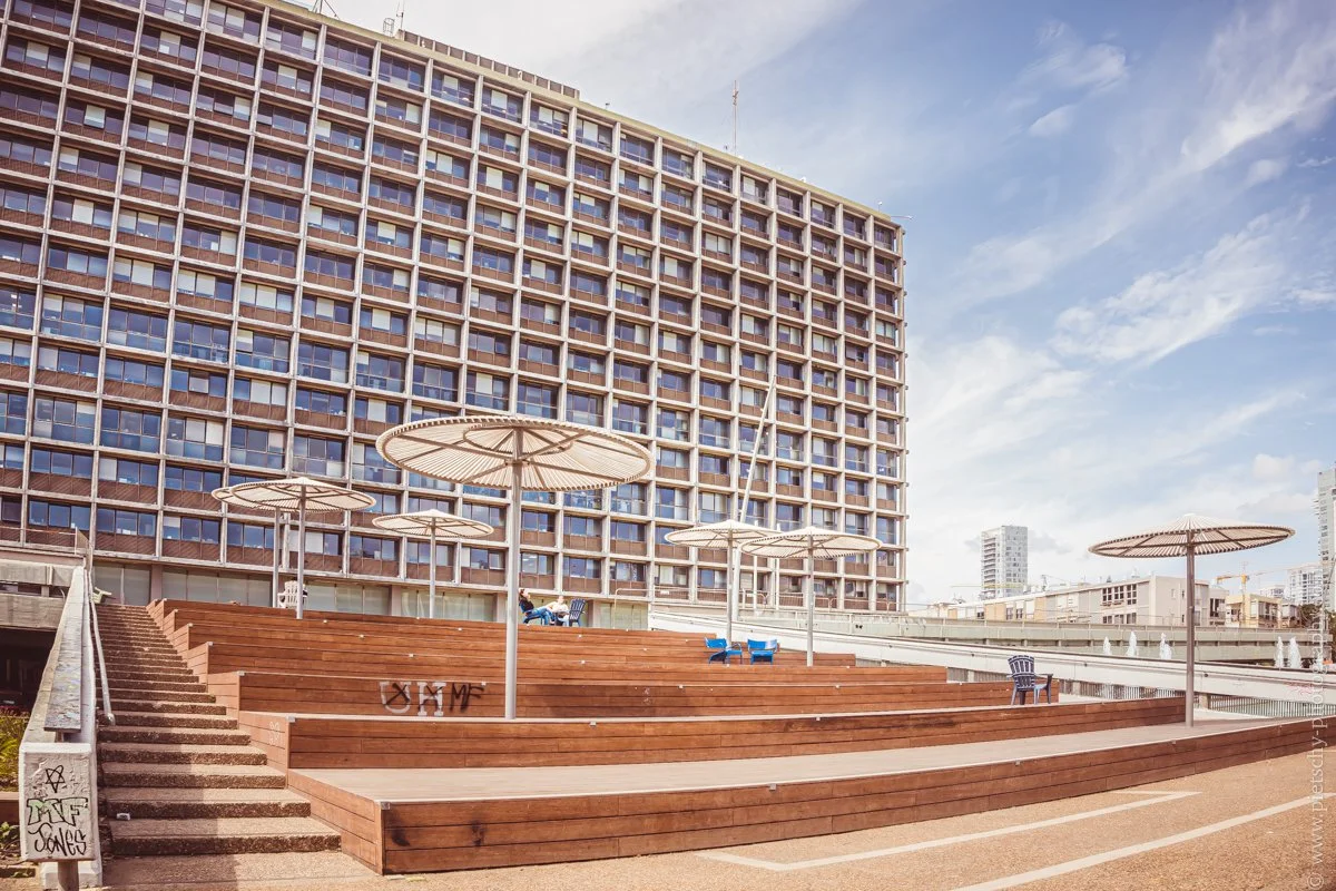 Stefanie Pietschmann - Tel Aviv city hall .jpg