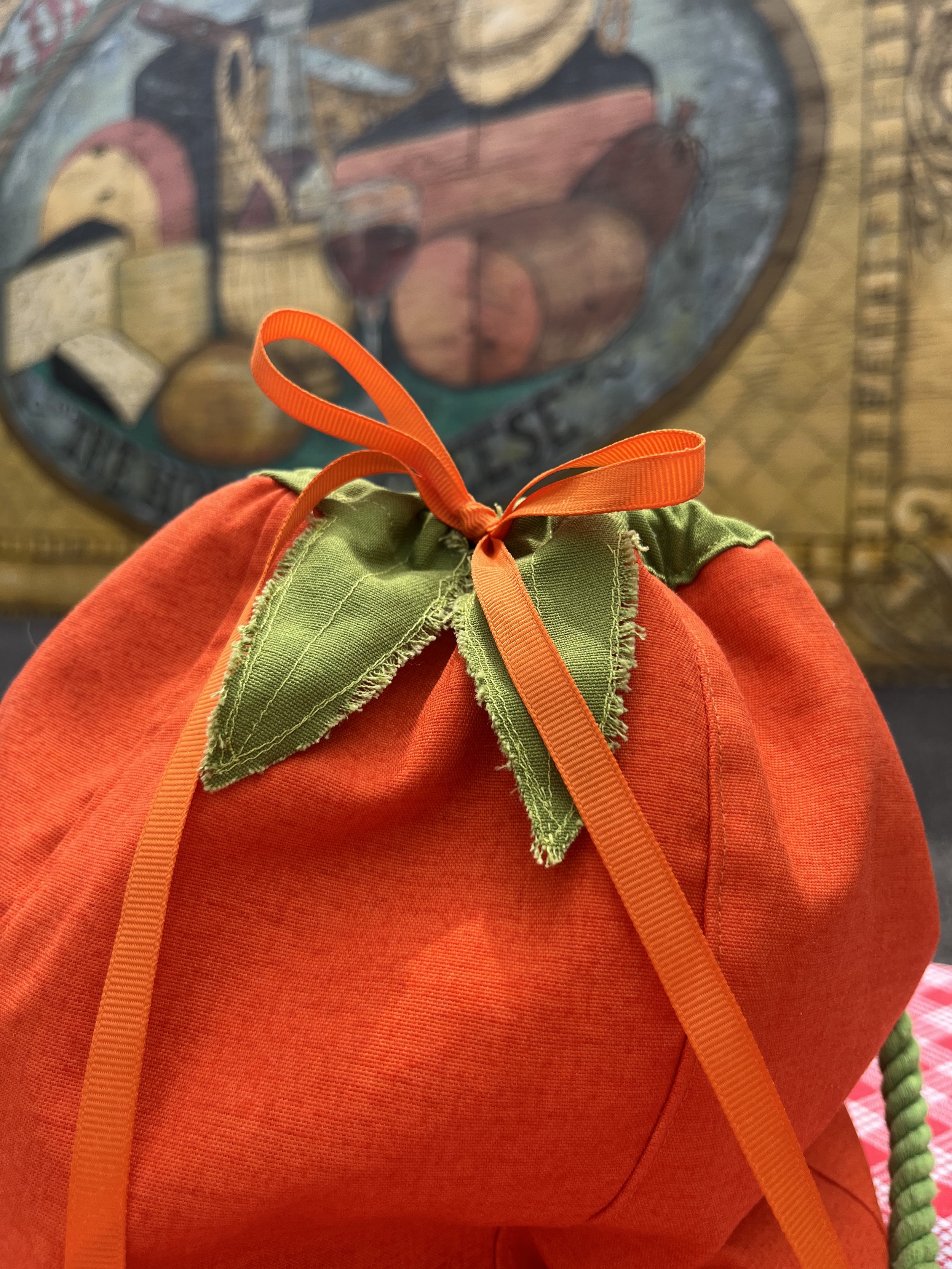 close up of drawstring closure