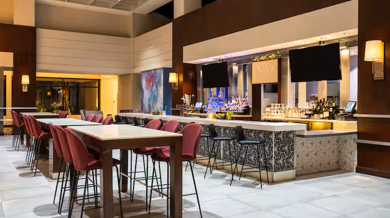 hilton-fairfax-nova-bar.png
