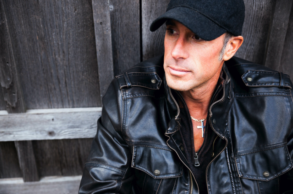 LIVE MUSIC - GEOFF ELVEE @ OX LAKE TAVERN