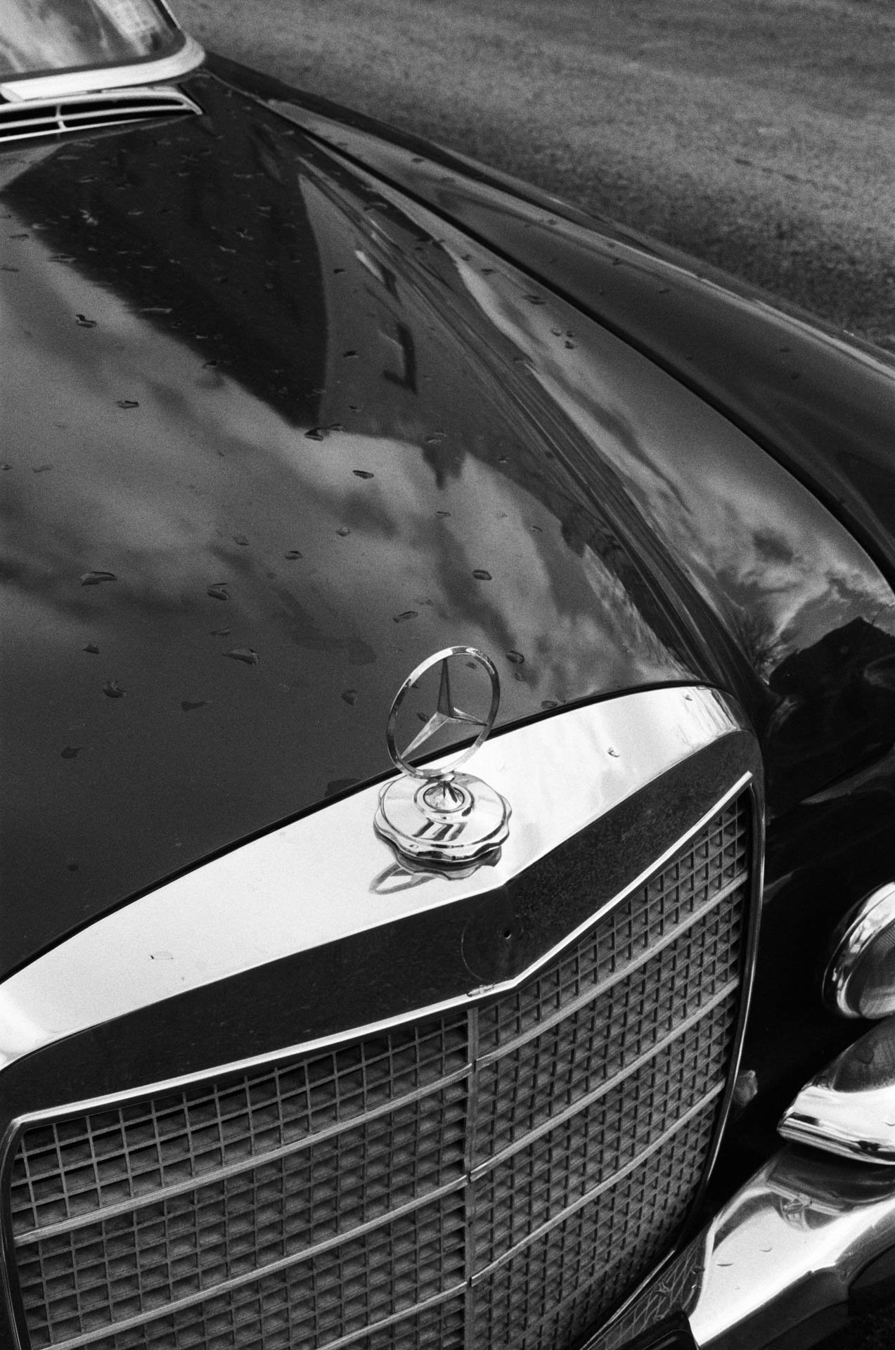 Old-Mercedes-Benz.jpg