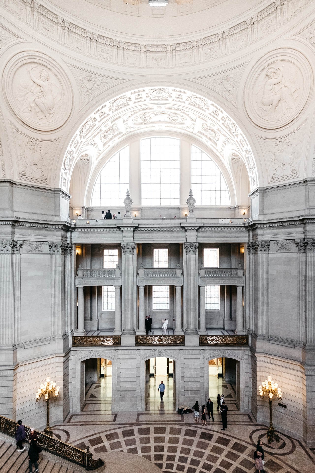 San-Francisco-City-Hall-Interior-2.jpg