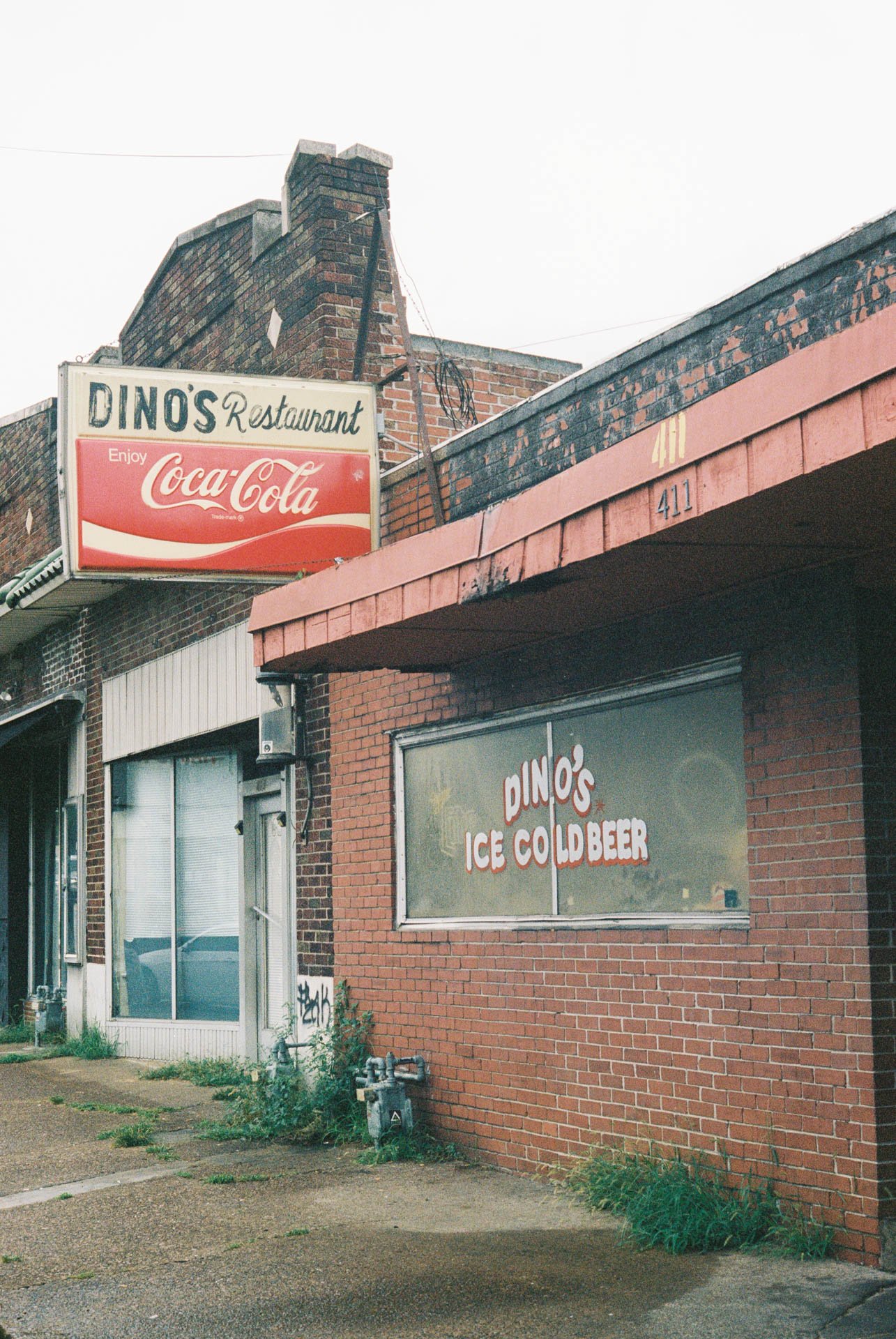 Dino's-Find-Food-Bar-in-Nashville-on-Film.jpg