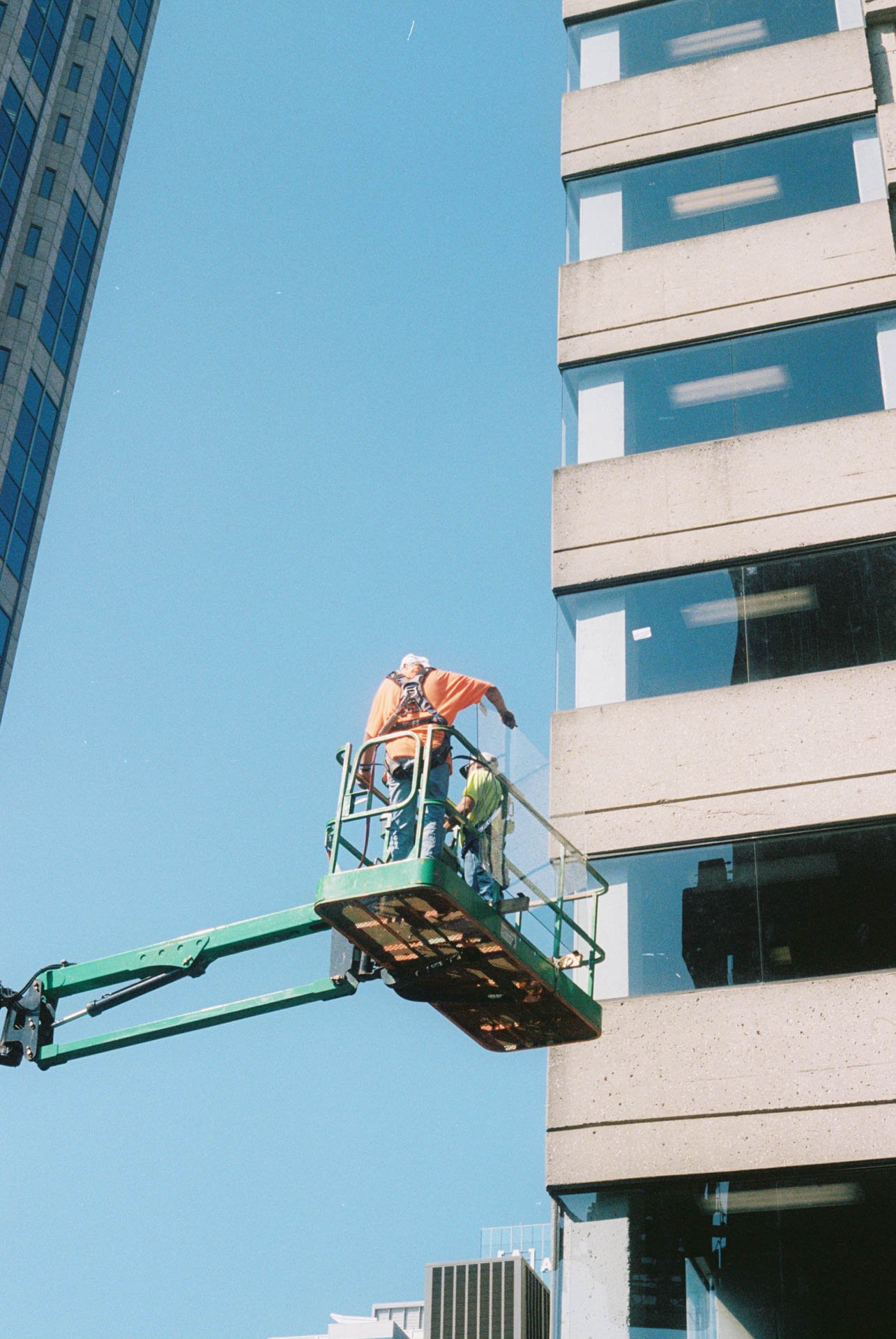 Workers-in-Cherry-Picker-in-Nashville-on-Film.jpg