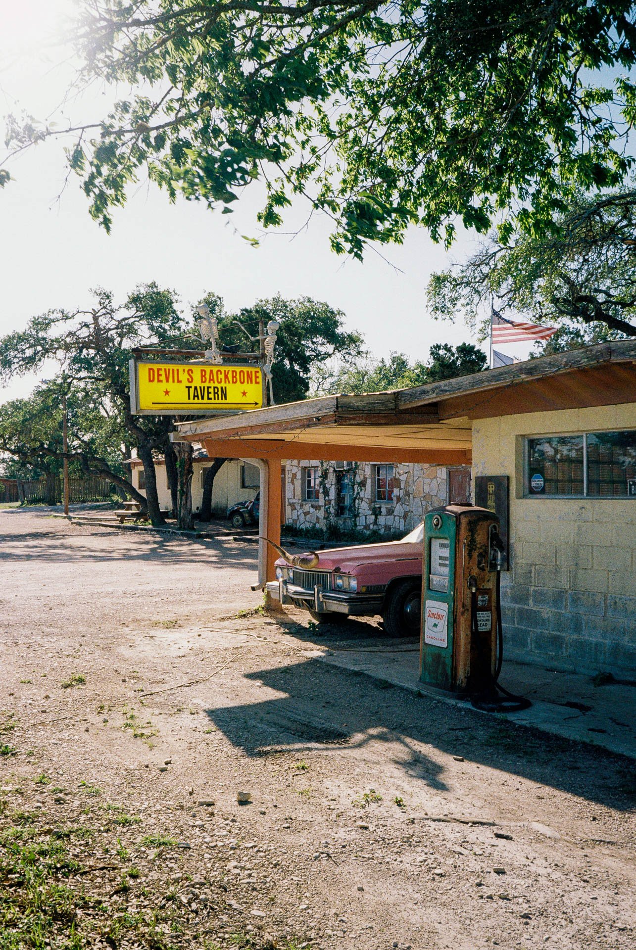 Devils-Backbone-Tavern-on-Gold-200-film-1.jpg